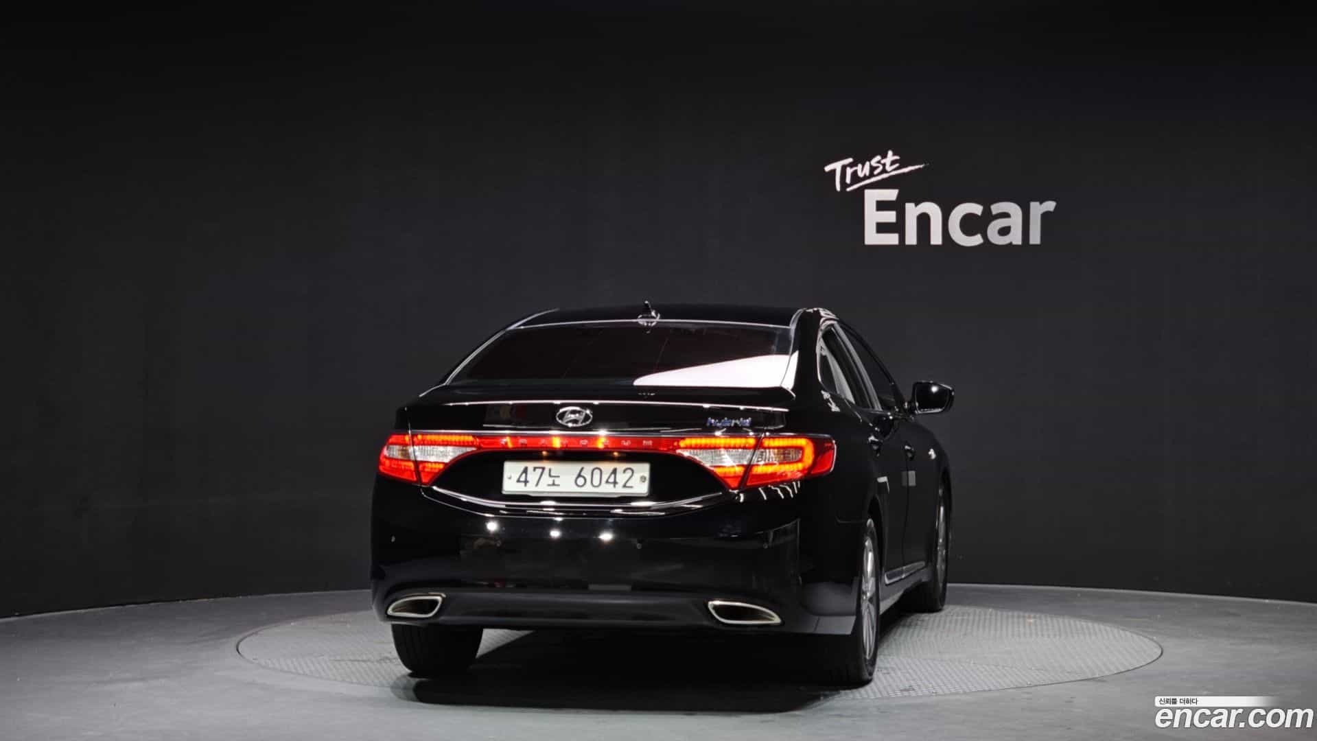 Grandeur Hyundai 2014.5-OUTER-004