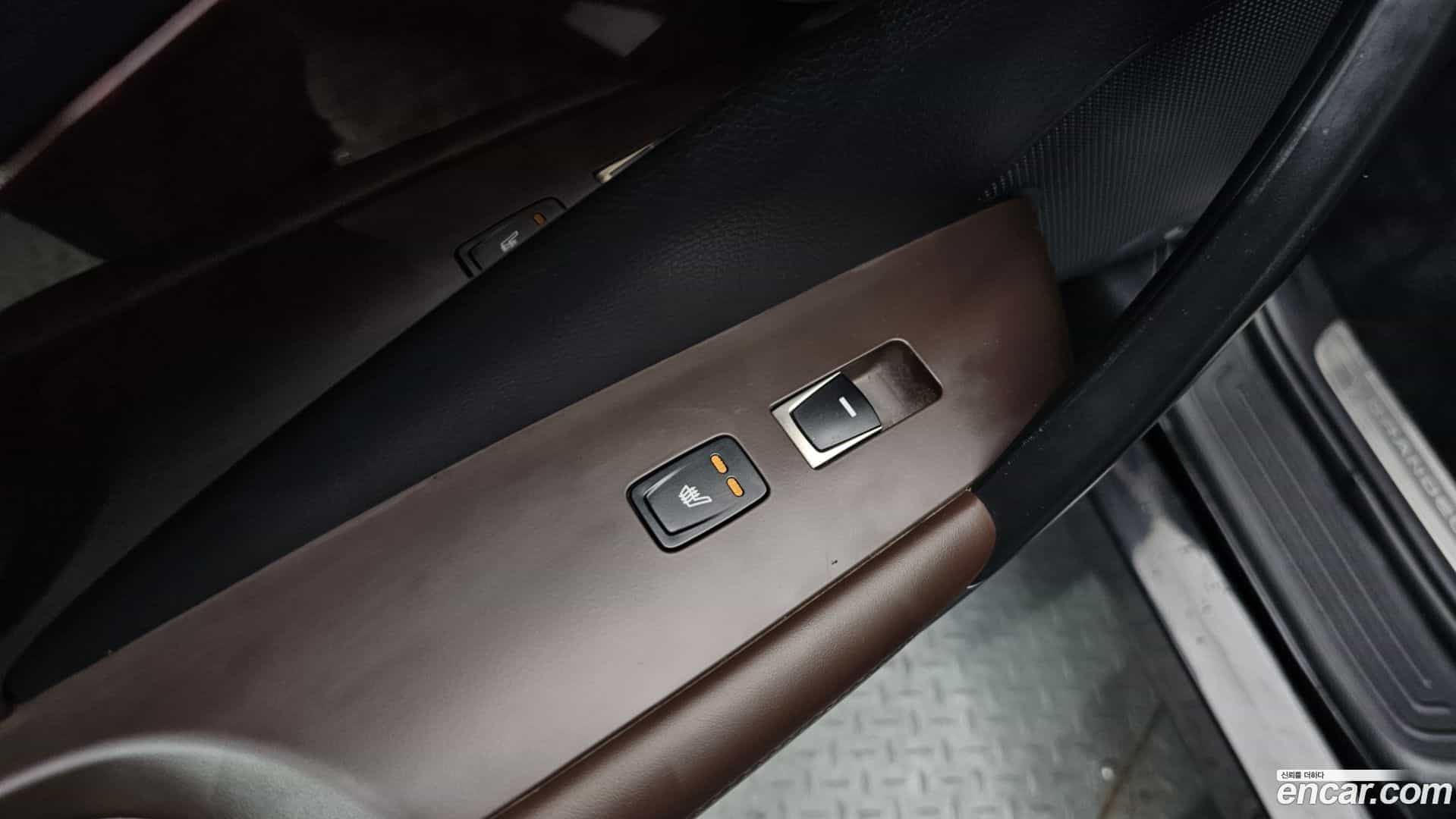 Grandeur Hyundai 2014.5-OPTION-023