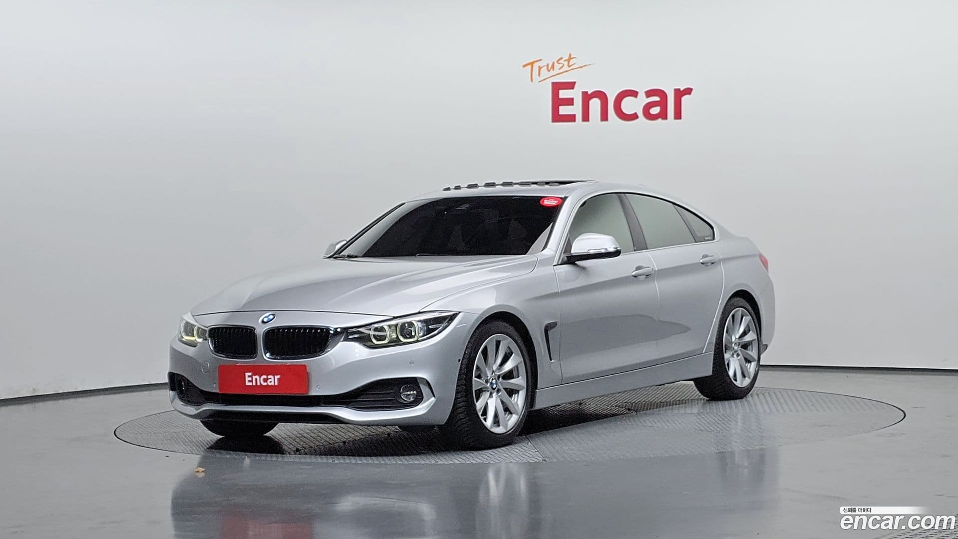 Main__Slider__Photo:4-Series BMW 2019.8-0