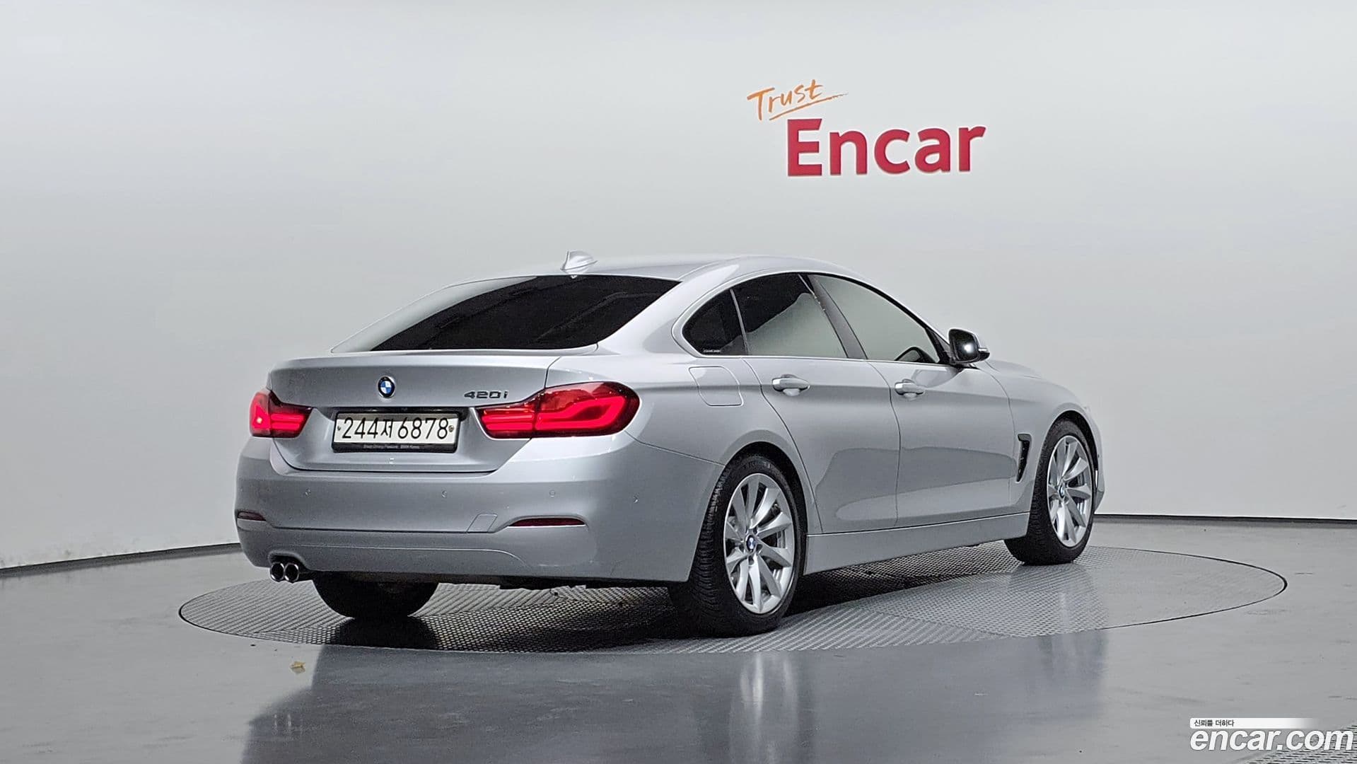 Main__Slider__Photo:4-Series BMW 2019.8-1