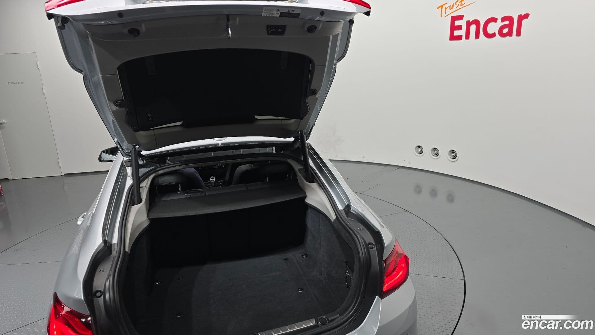 Main__Slider__Photo:4-Series BMW 2019.8-19