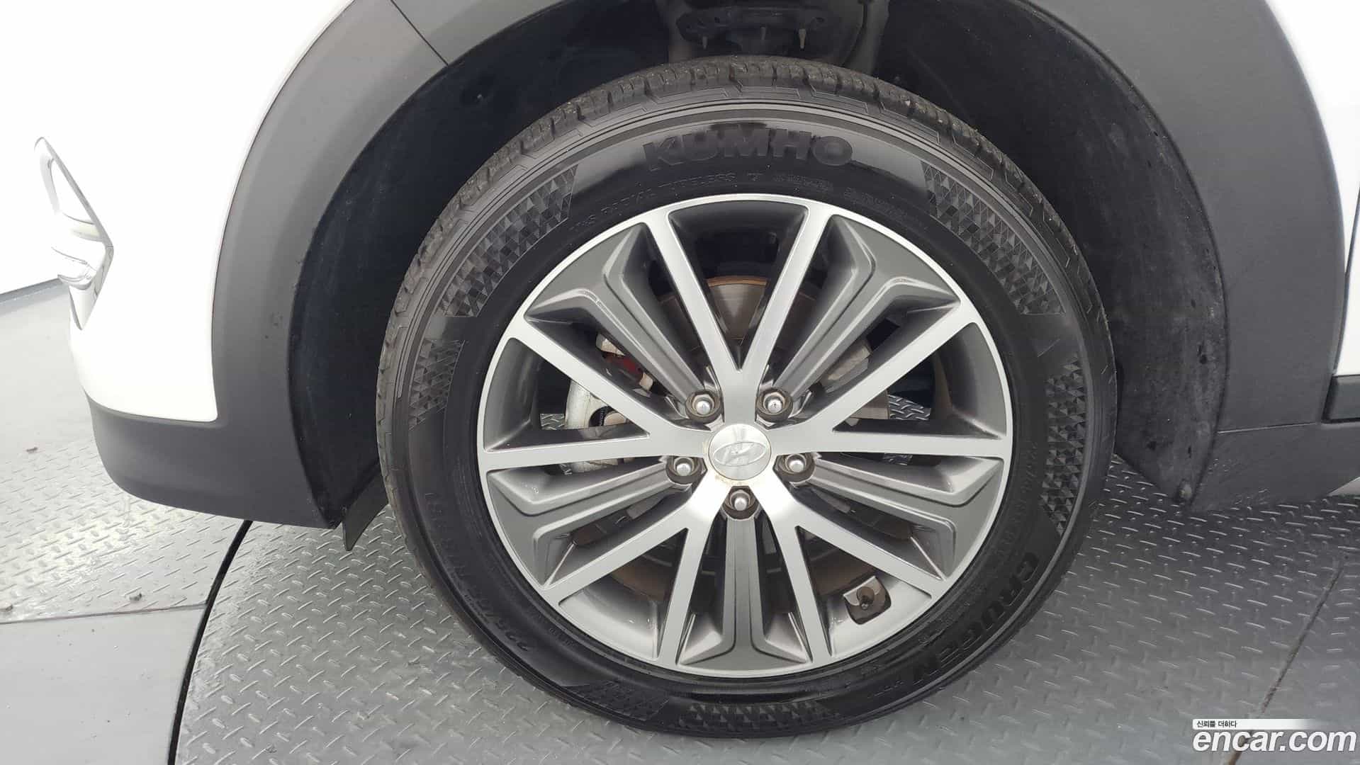 Tucson Hyundai 2017.2-OUTER-005