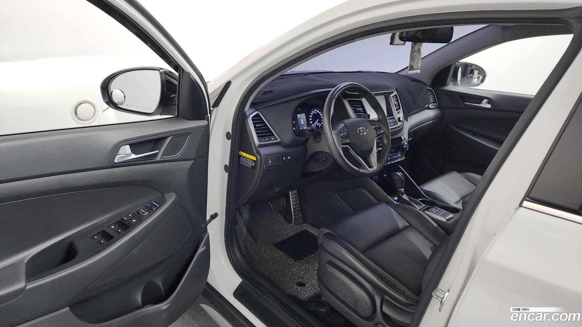 Main__Slider__Photo:Tucson Hyundai 2017.2-9