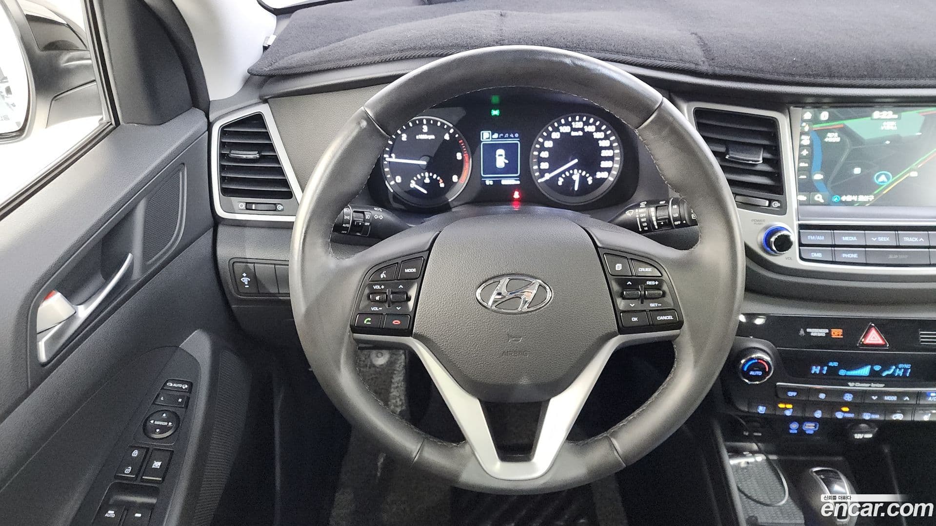 Main__Slider__Photo:Tucson Hyundai 2017.2-12