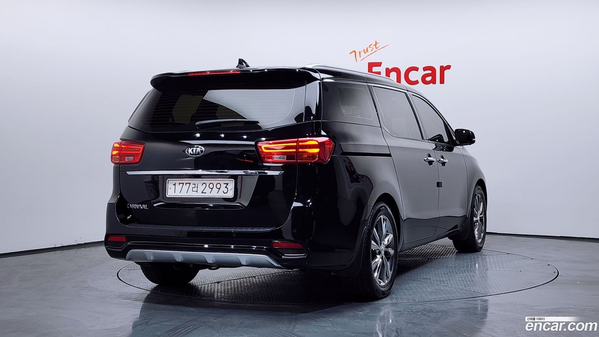 Main__Slider__Photo:Canival Kia 2020.3-1