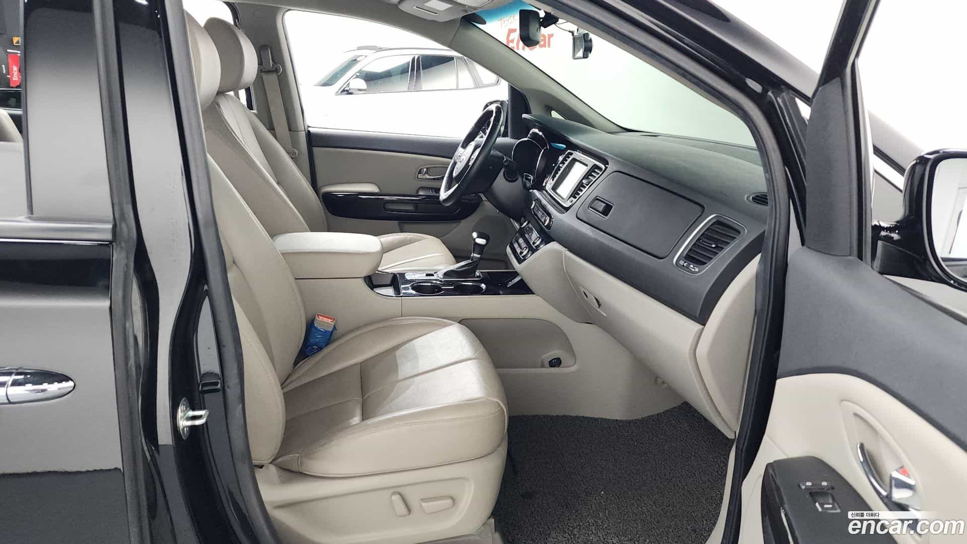 Canival Kia 2020.3-OPTION-015