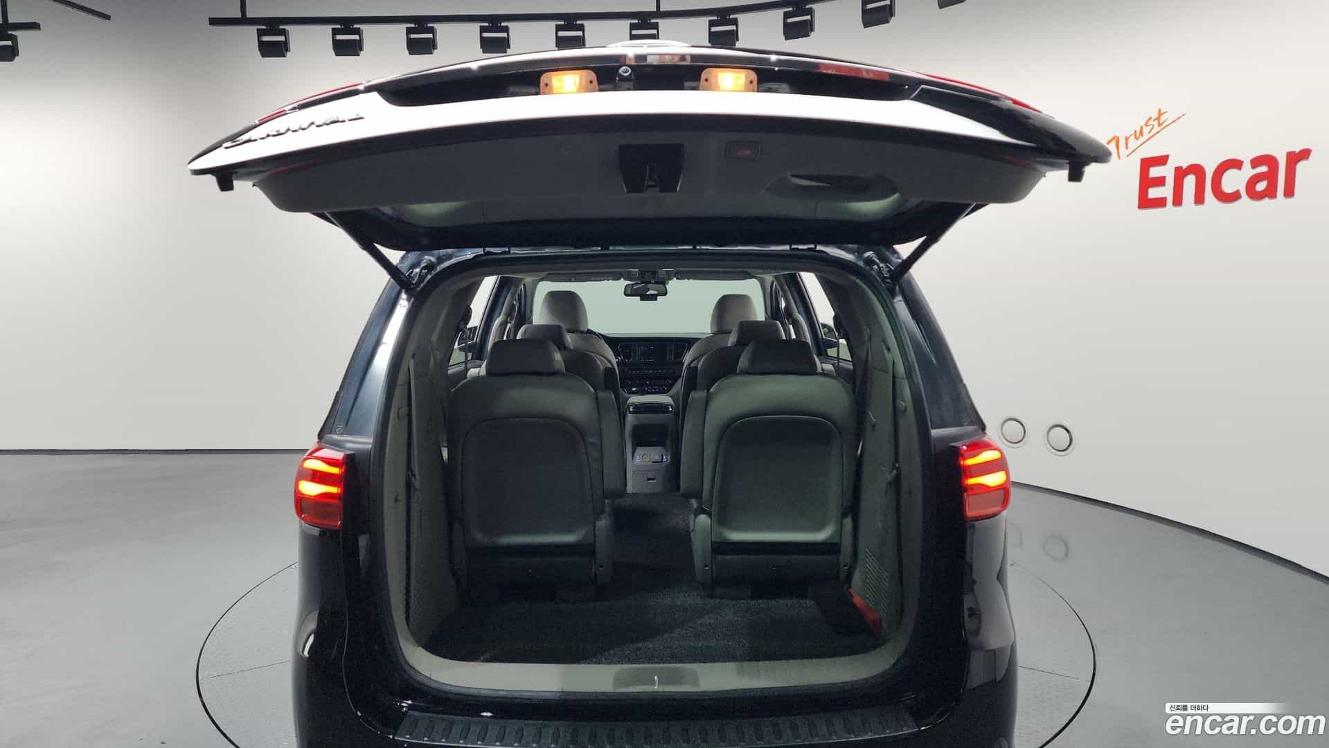 Canival Kia 2020.3-OPTION-024