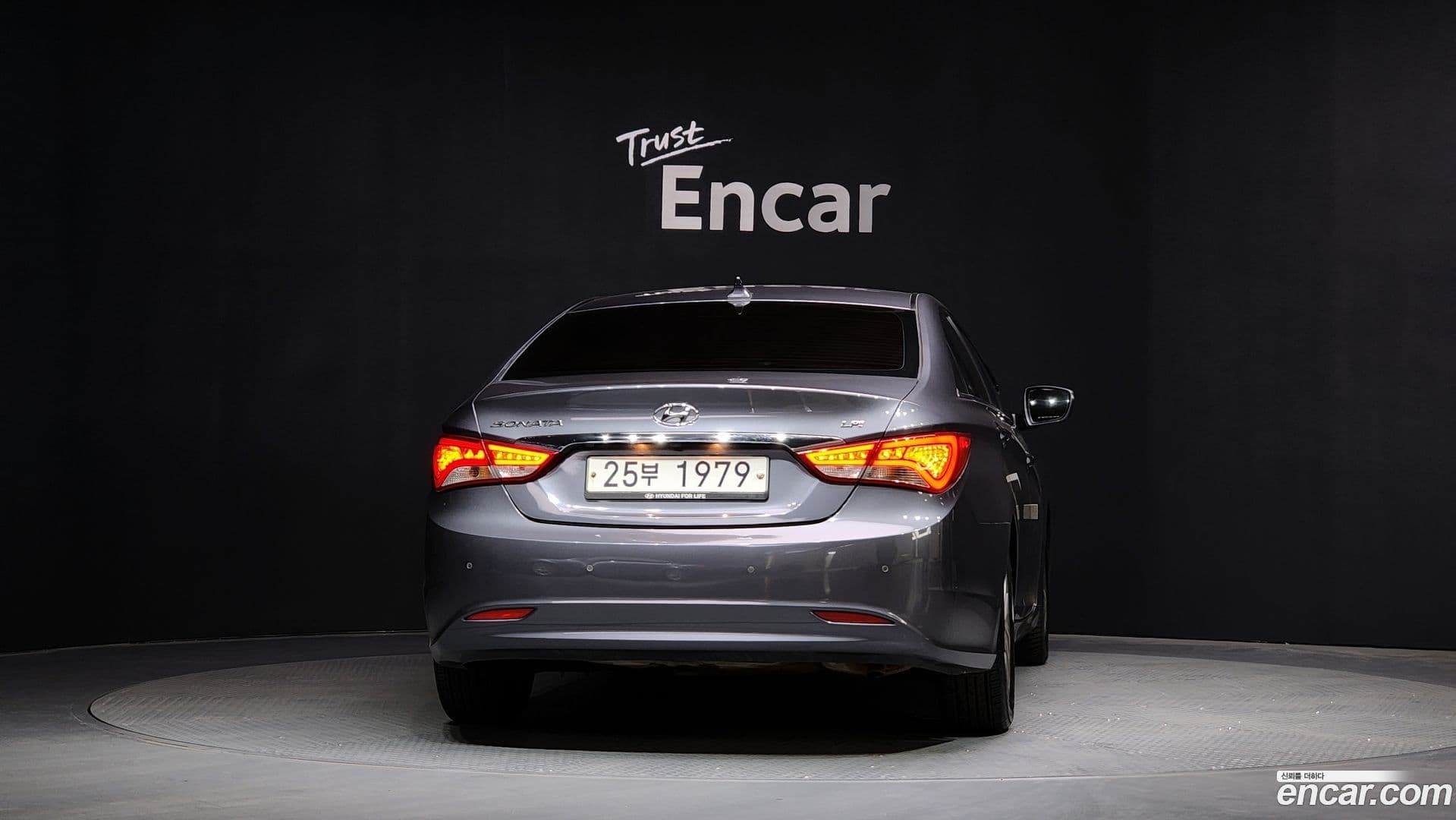 Main__Slider__Photo:Sonata Hyundai 2013.4-3