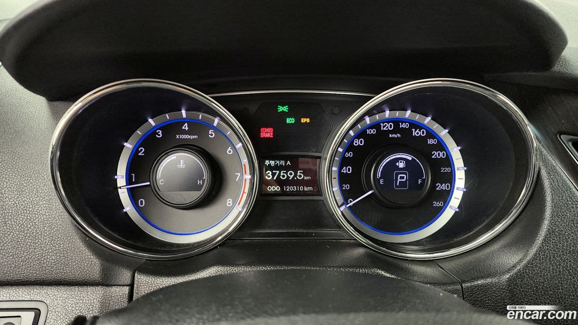 Main__Slider__Photo:Sonata Hyundai 2013.4-7