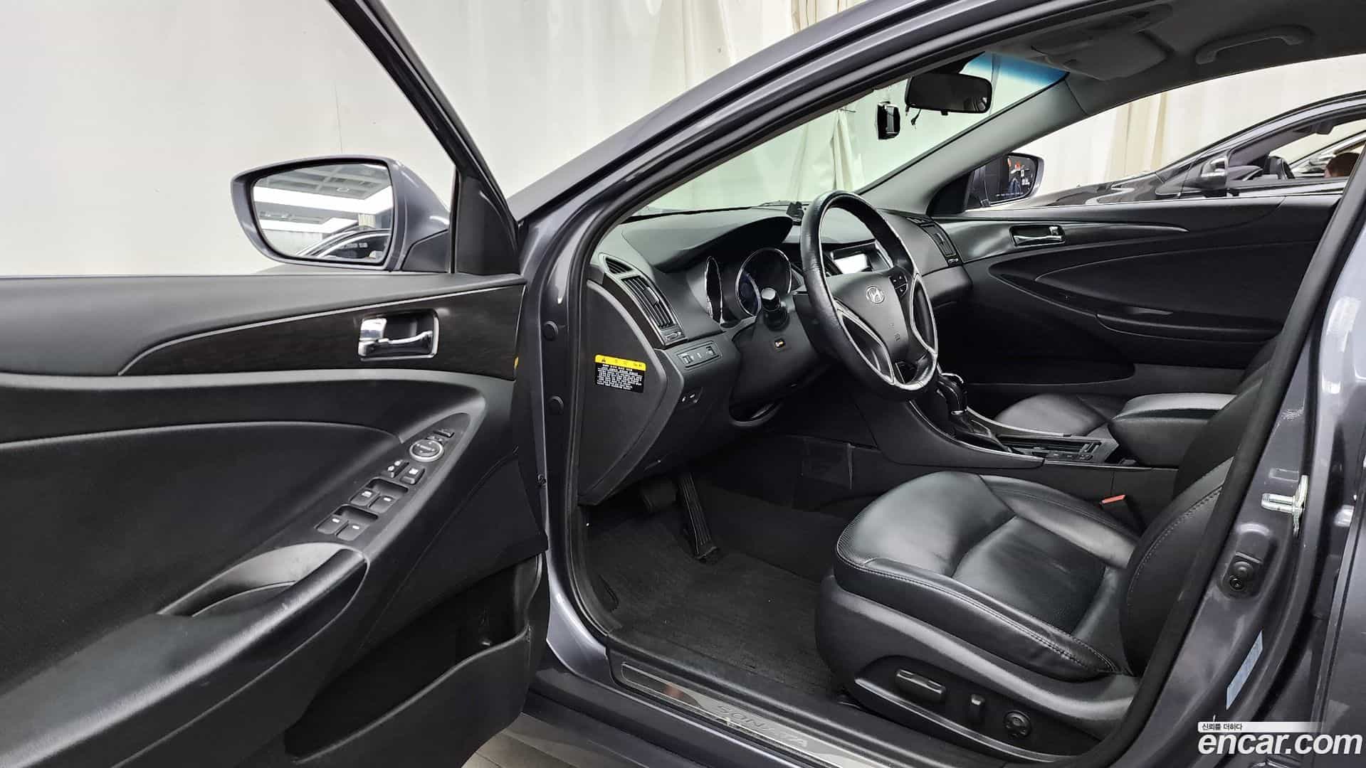 Sonata Hyundai 2013.4-INNER-010