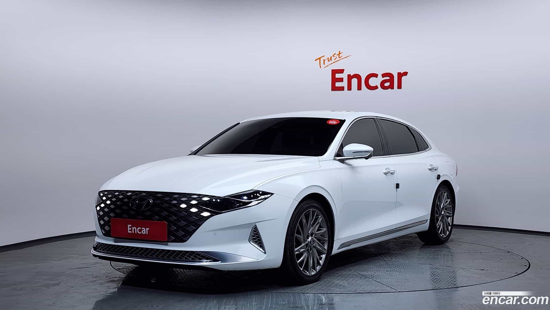 Grandeur Hyundai 2022.0-OUTER-001