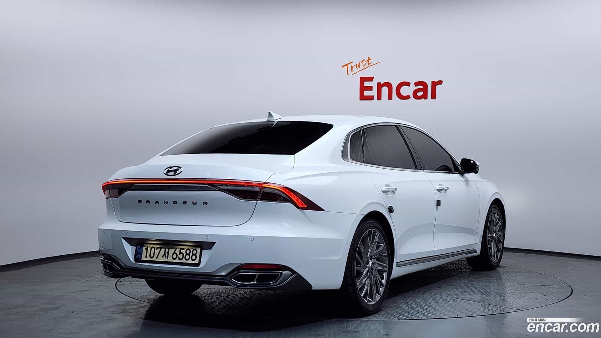 Grandeur Hyundai 2022.0-OUTER-002