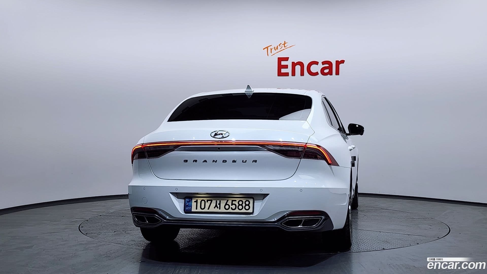 Main__Slider__Photo:Grandeur Hyundai 2022.0-3