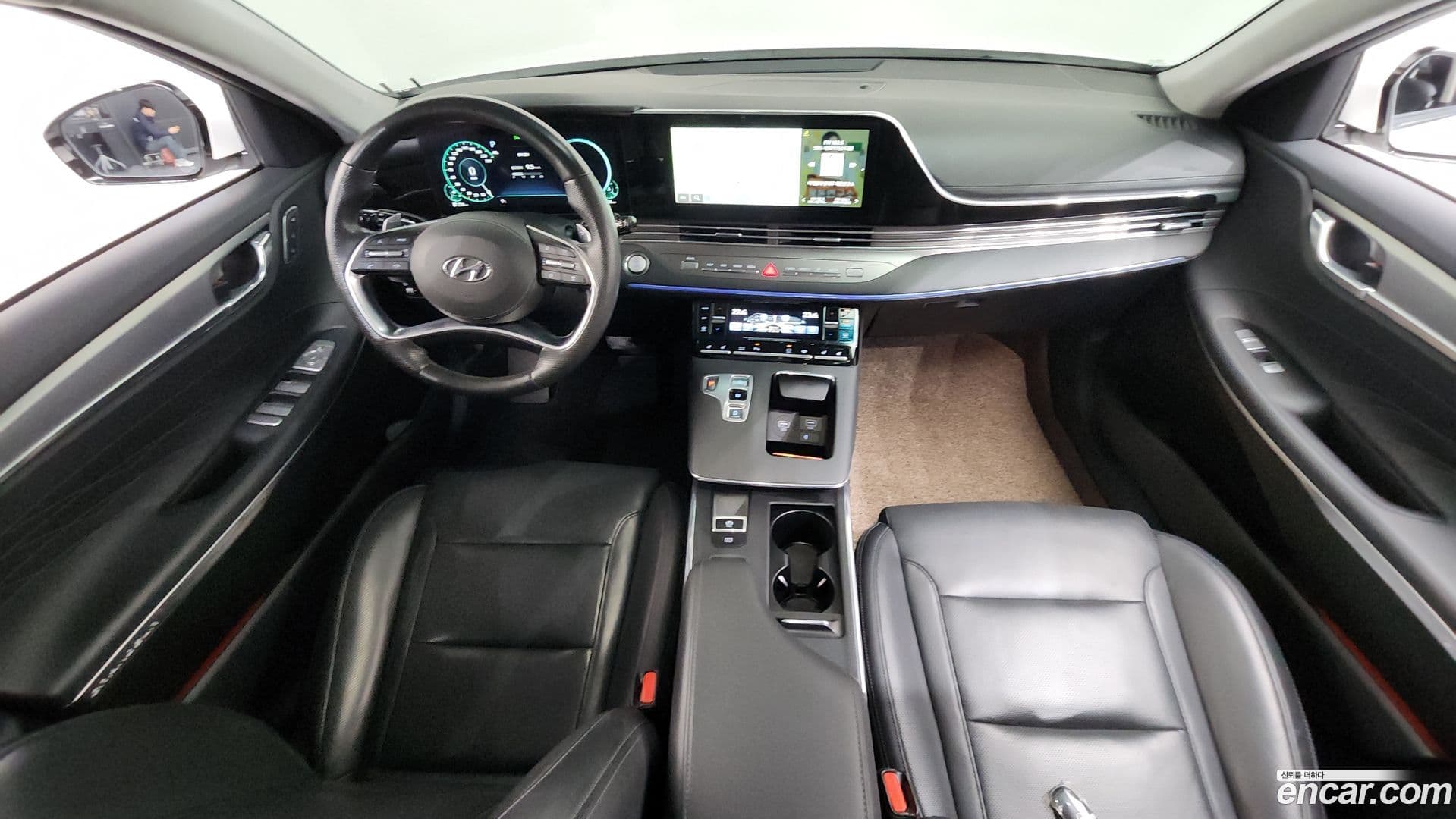 Main__Slider__Photo:Grandeur Hyundai 2022.0-6