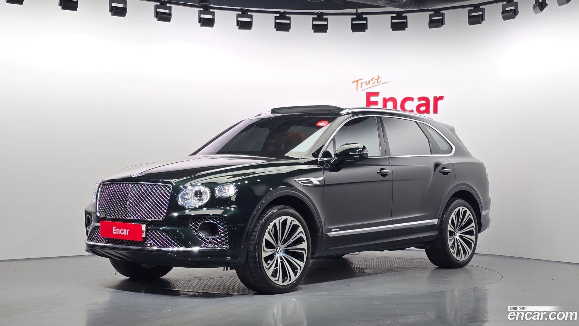 Main__Slider__Photo:Bentayga Bentley 2023.7-0
