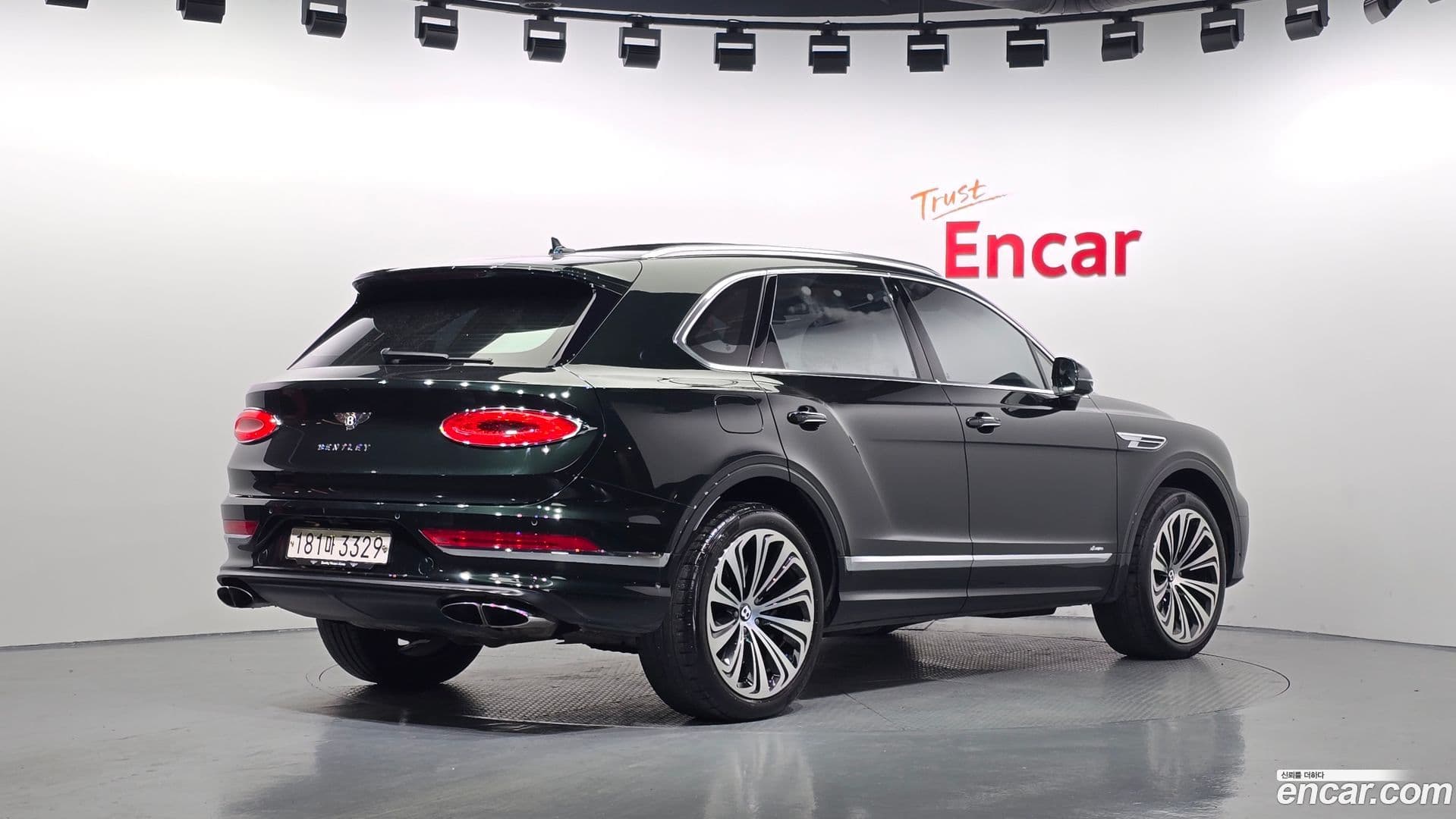 Main__Slider__Photo:Bentayga Bentley 2023.7-1