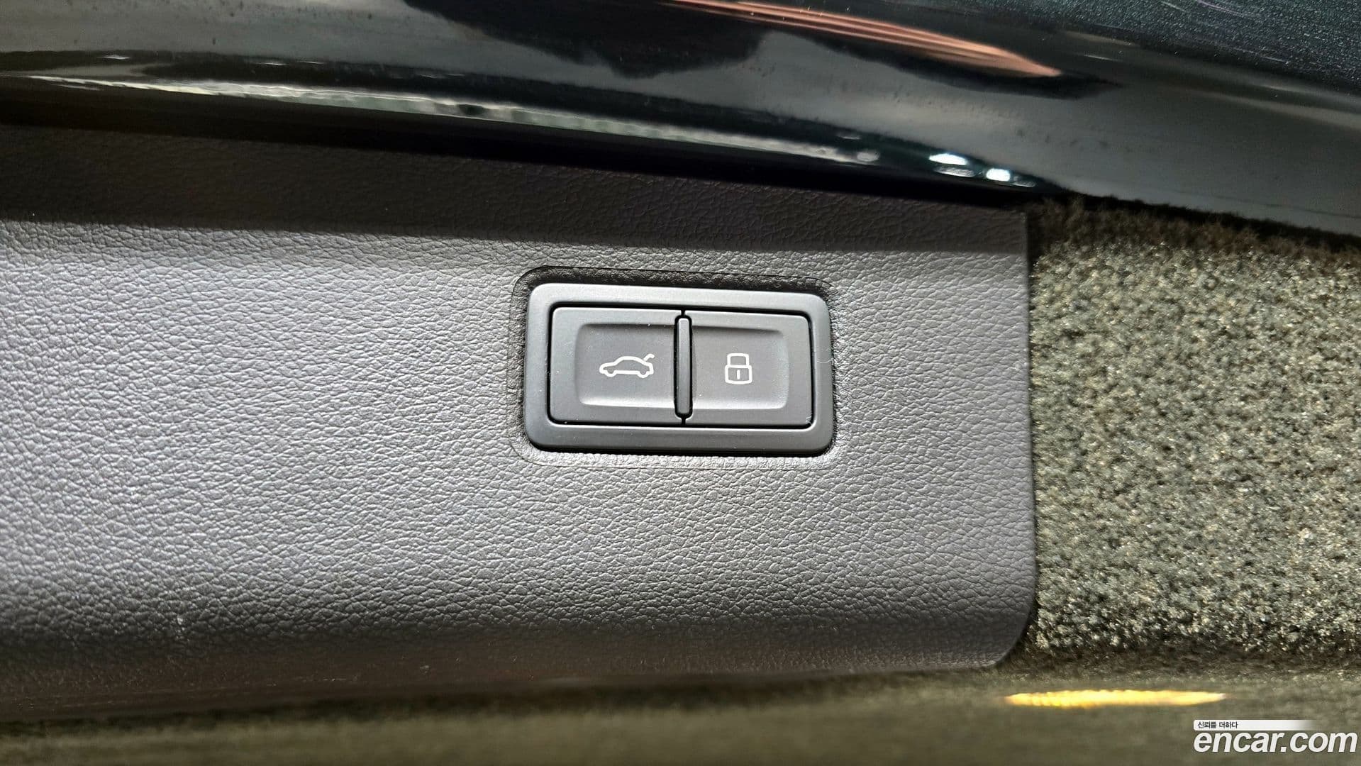 Main__Slider__Photo:Bentayga Bentley 2023.7-17