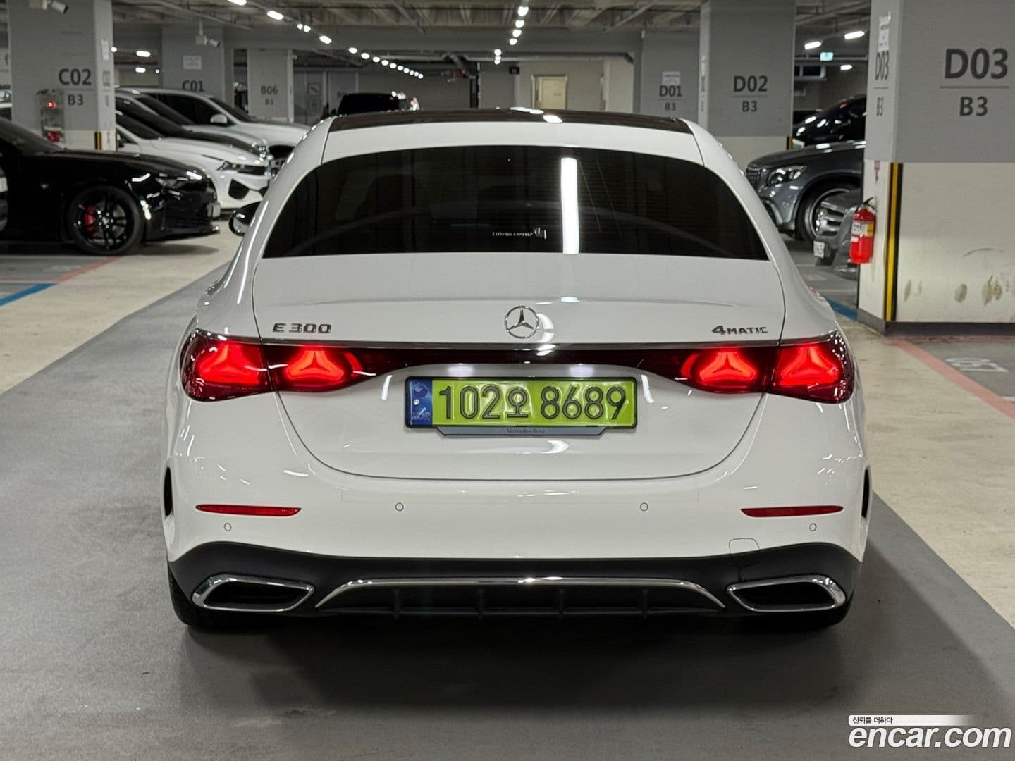 Main__Slider__Photo:E-Class Mercedes-Benz 2024.7-1