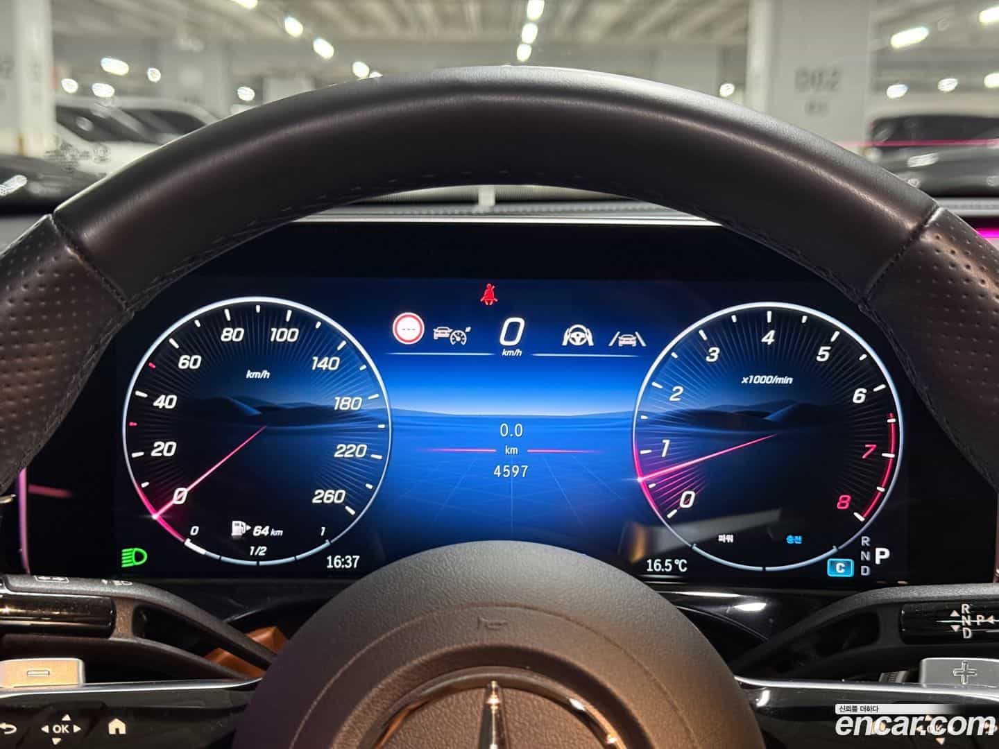 E-Class Mercedes-Benz 2024.7-OPTION-015