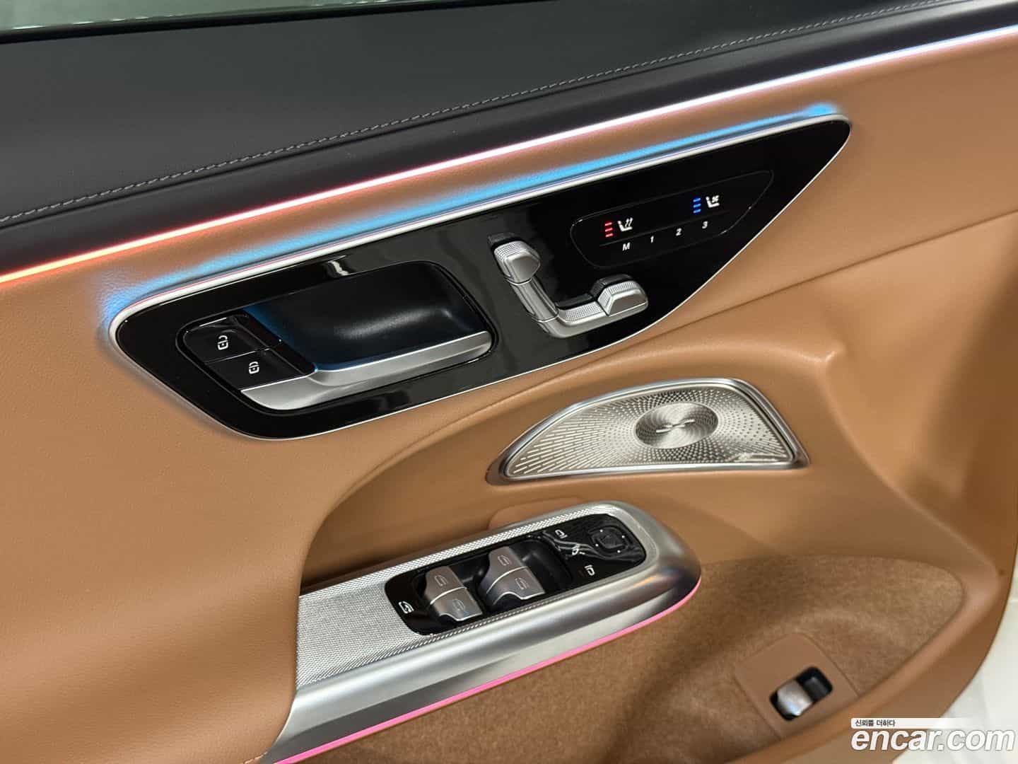 E-Class Mercedes-Benz 2024.7-OPTION-016