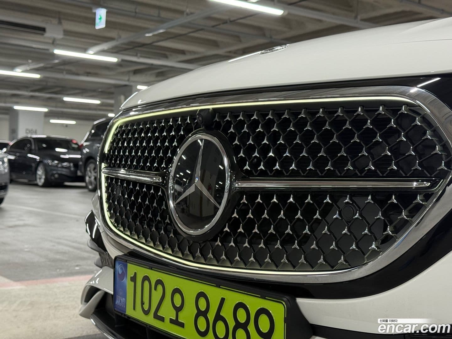 Main__Slider__Photo:E-Class Mercedes-Benz 2024.7-17