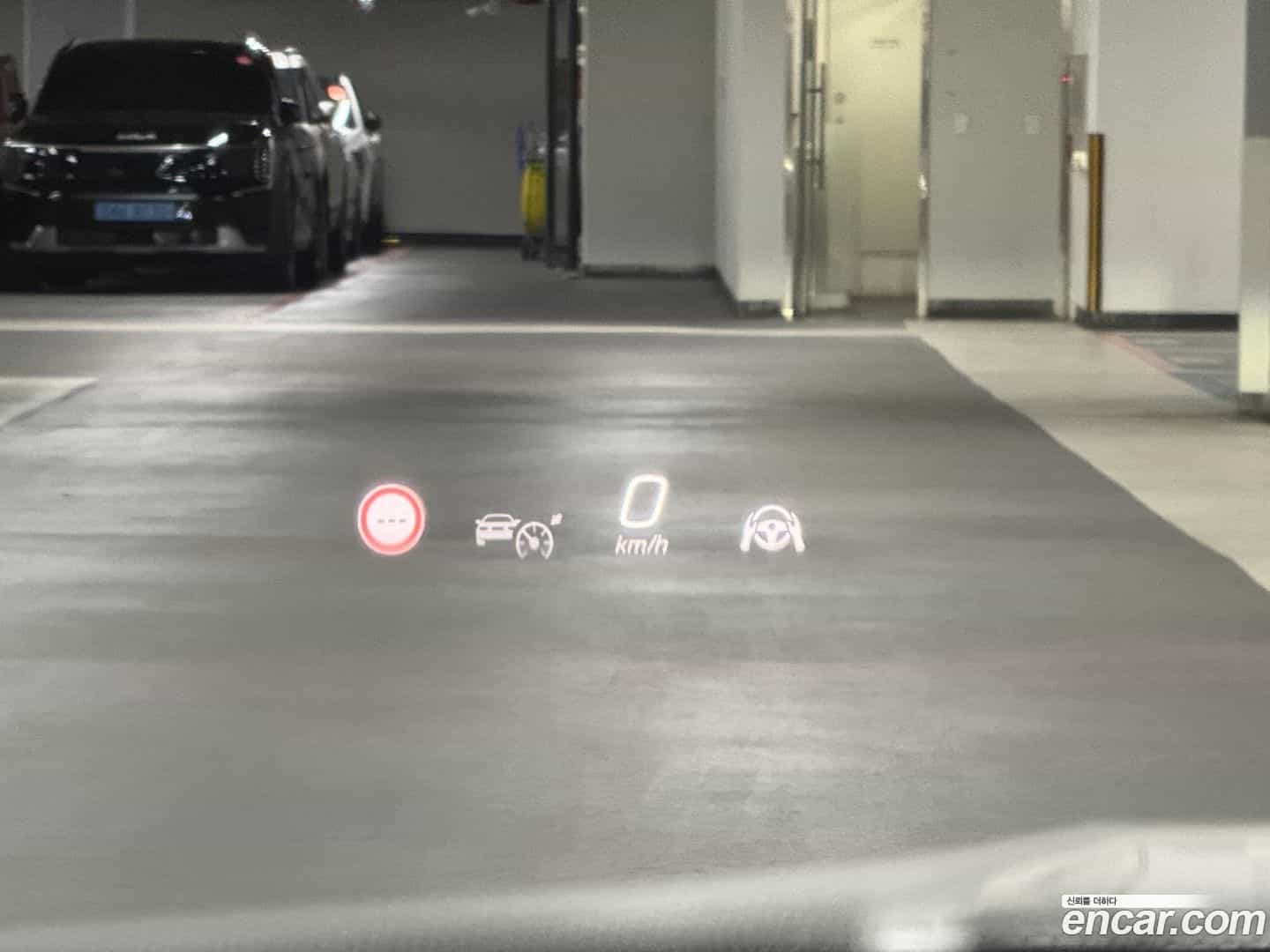 E-Class Mercedes-Benz 2024.7-OPTION-023