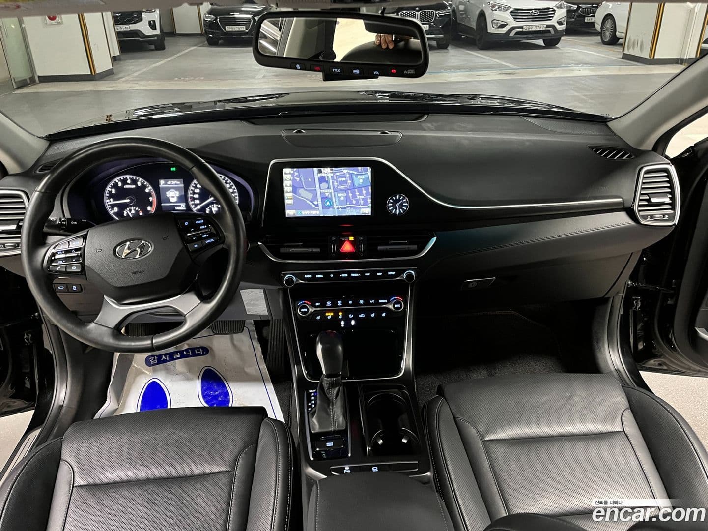 Main__Slider__Photo:Grandeur Hyundai 2018.7-5