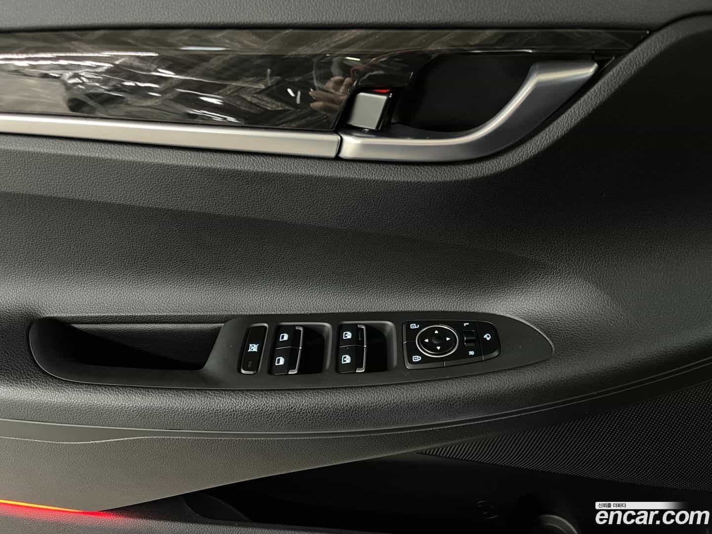 Grandeur Hyundai 2018.7-OPTION-018