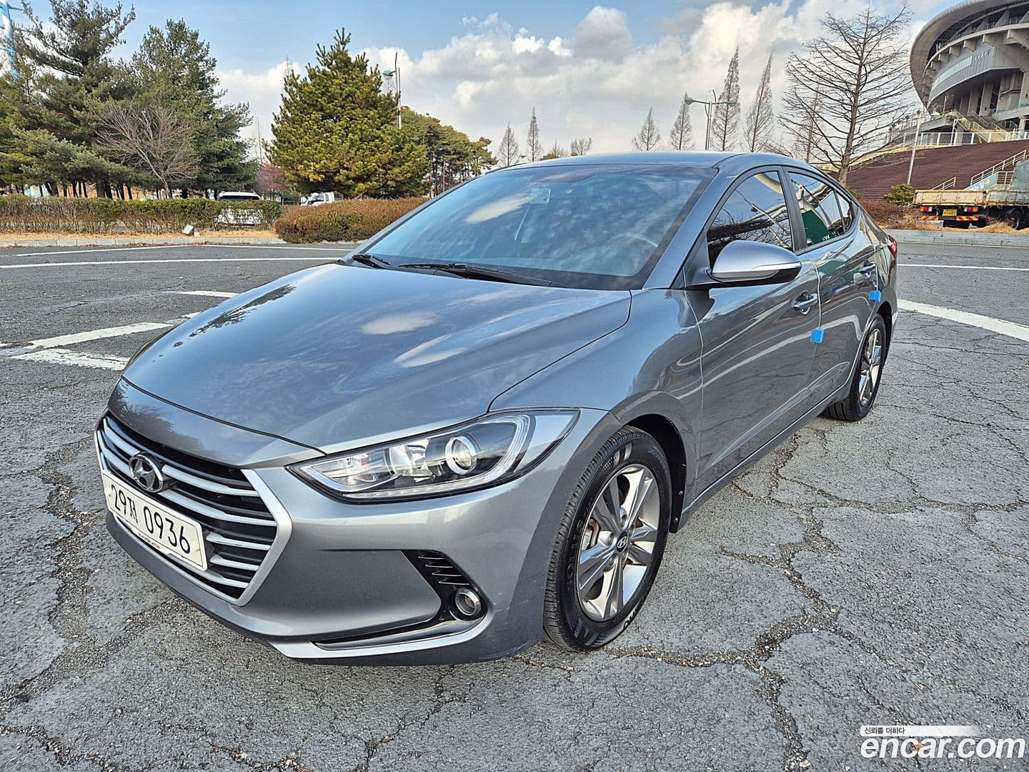 Main__Slider__Photo:AVANTE Hyundai 2016.1-0