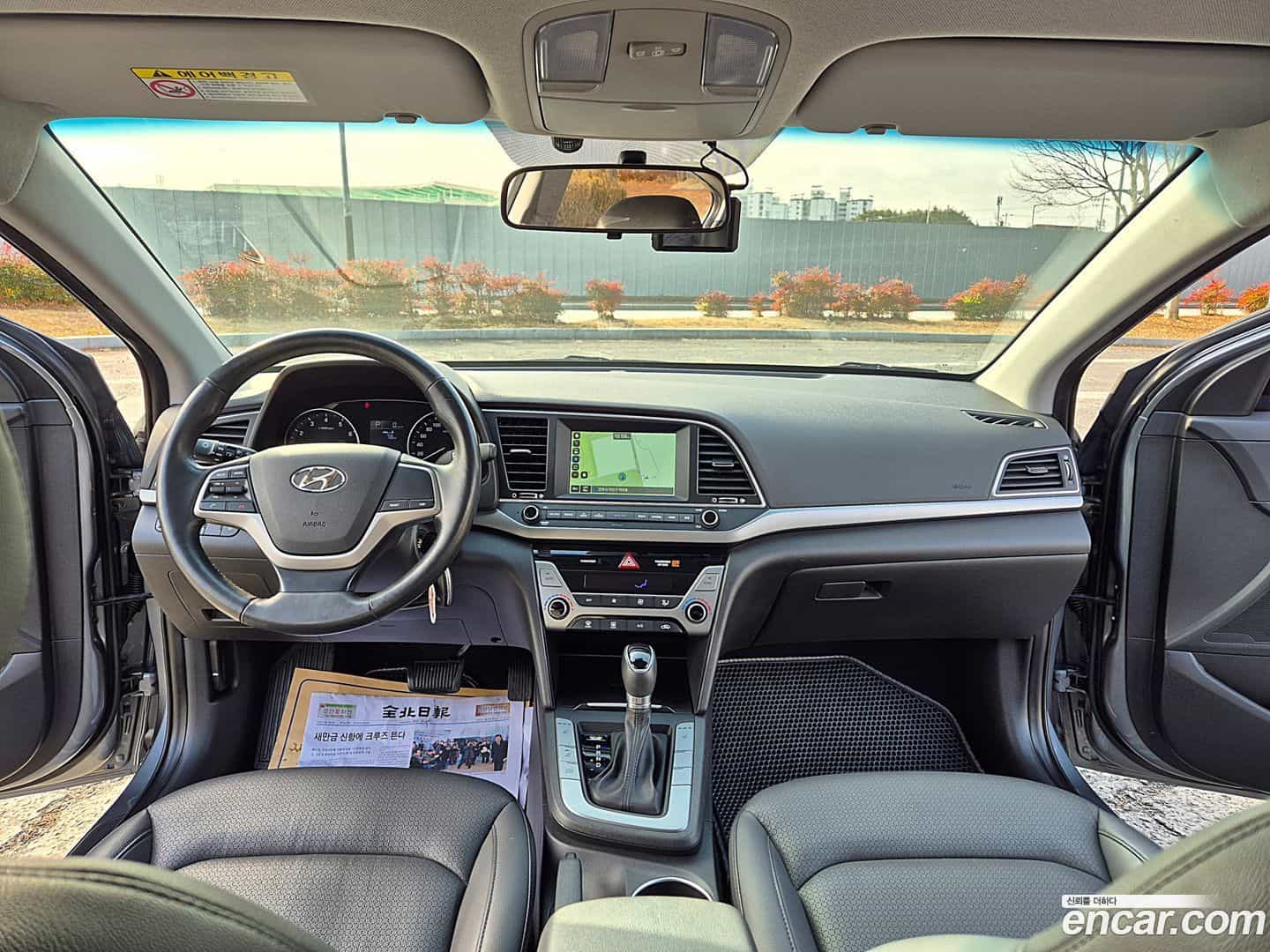 AVANTE Hyundai 2016.1-OPTION-018