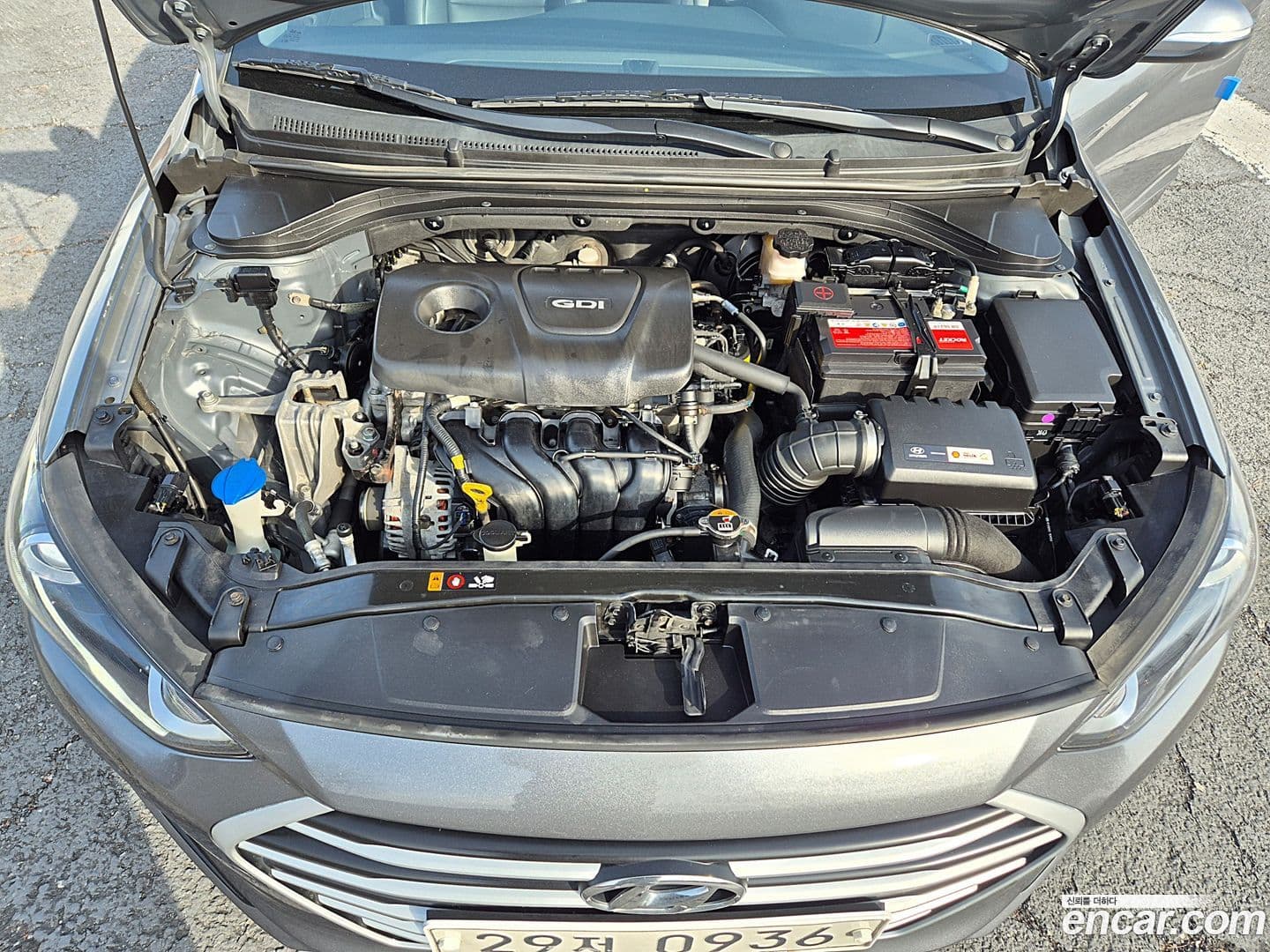 Main__Slider__Photo:AVANTE Hyundai 2016.1-16