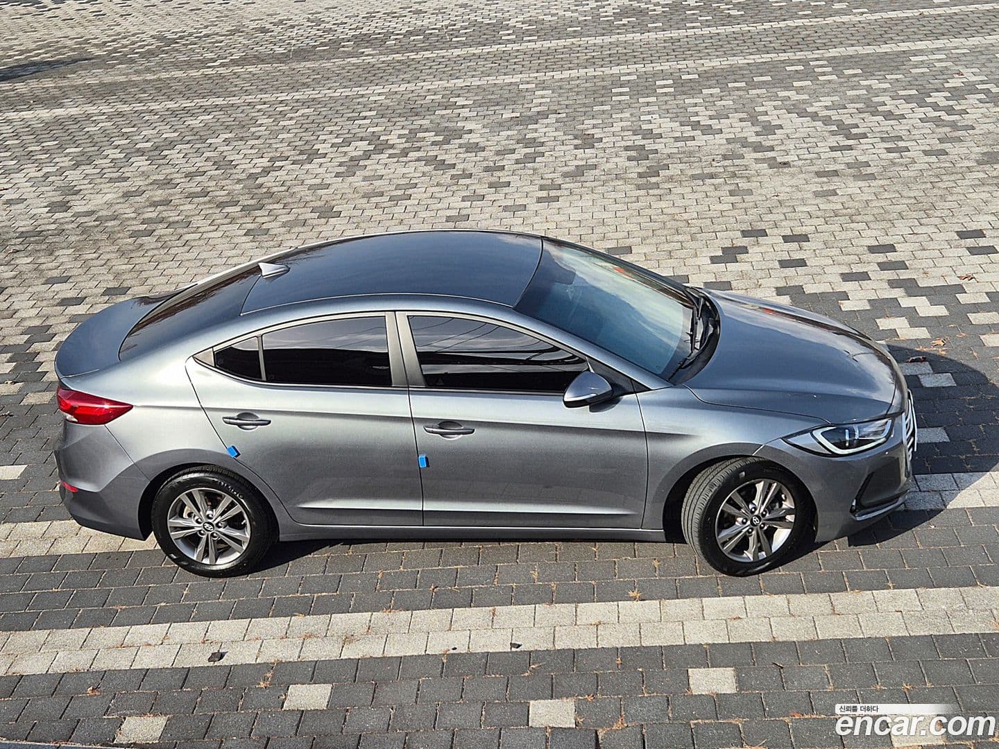 Main__Slider__Photo:AVANTE Hyundai 2016.1-19