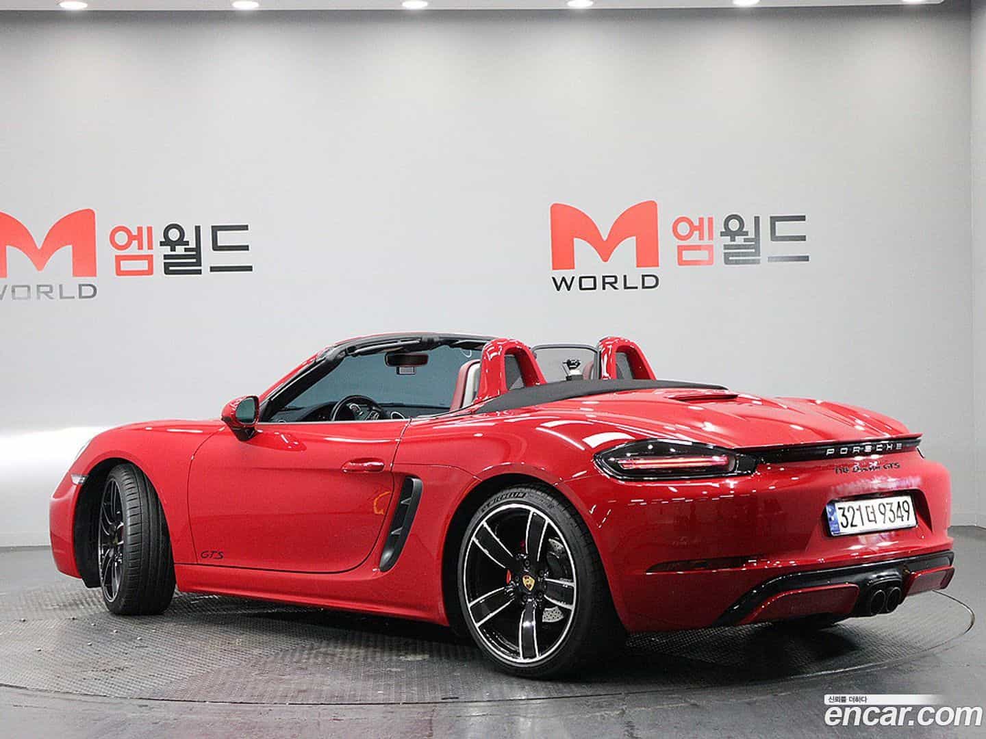 718 Porsche 2018.10-OUTER-003