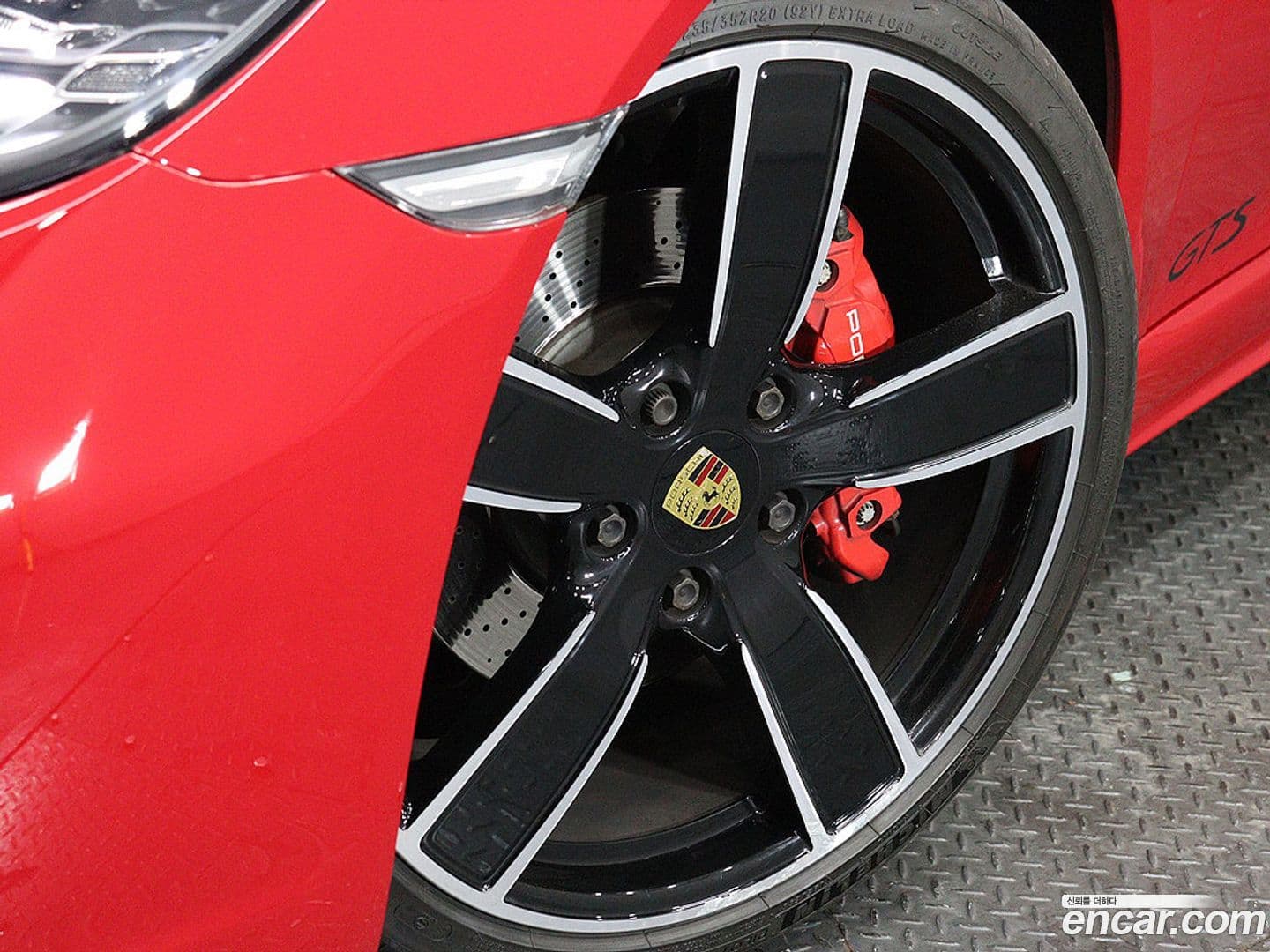 Main__Slider__Photo:718 Porsche 2018.10-4