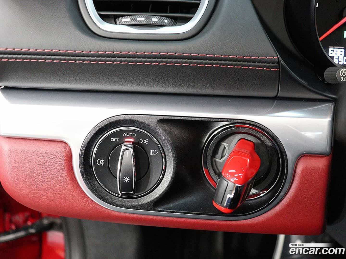 718 Porsche 2018.10-OPTION-018