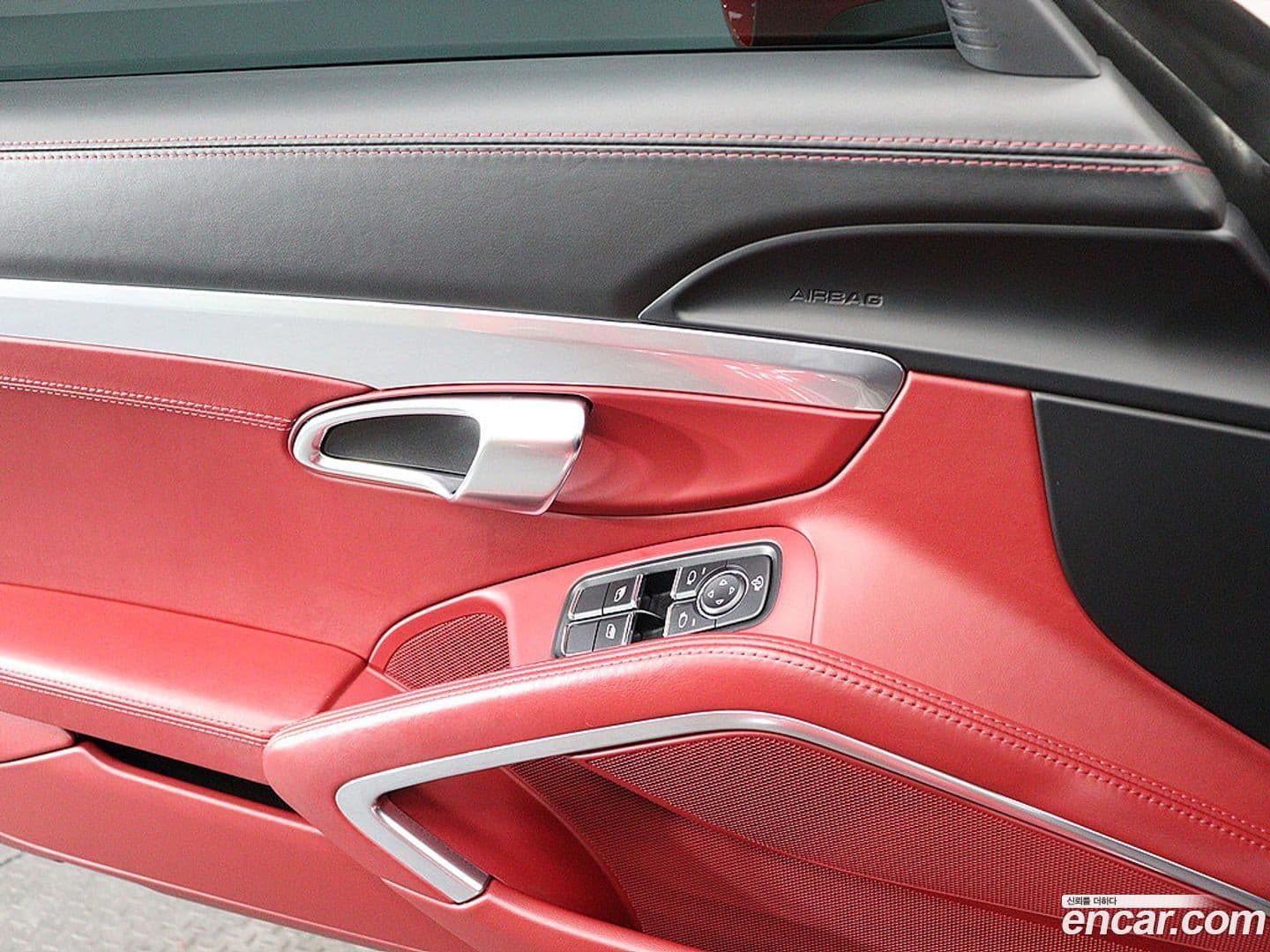 Main__Slider__Photo:718 Porsche 2018.10-14