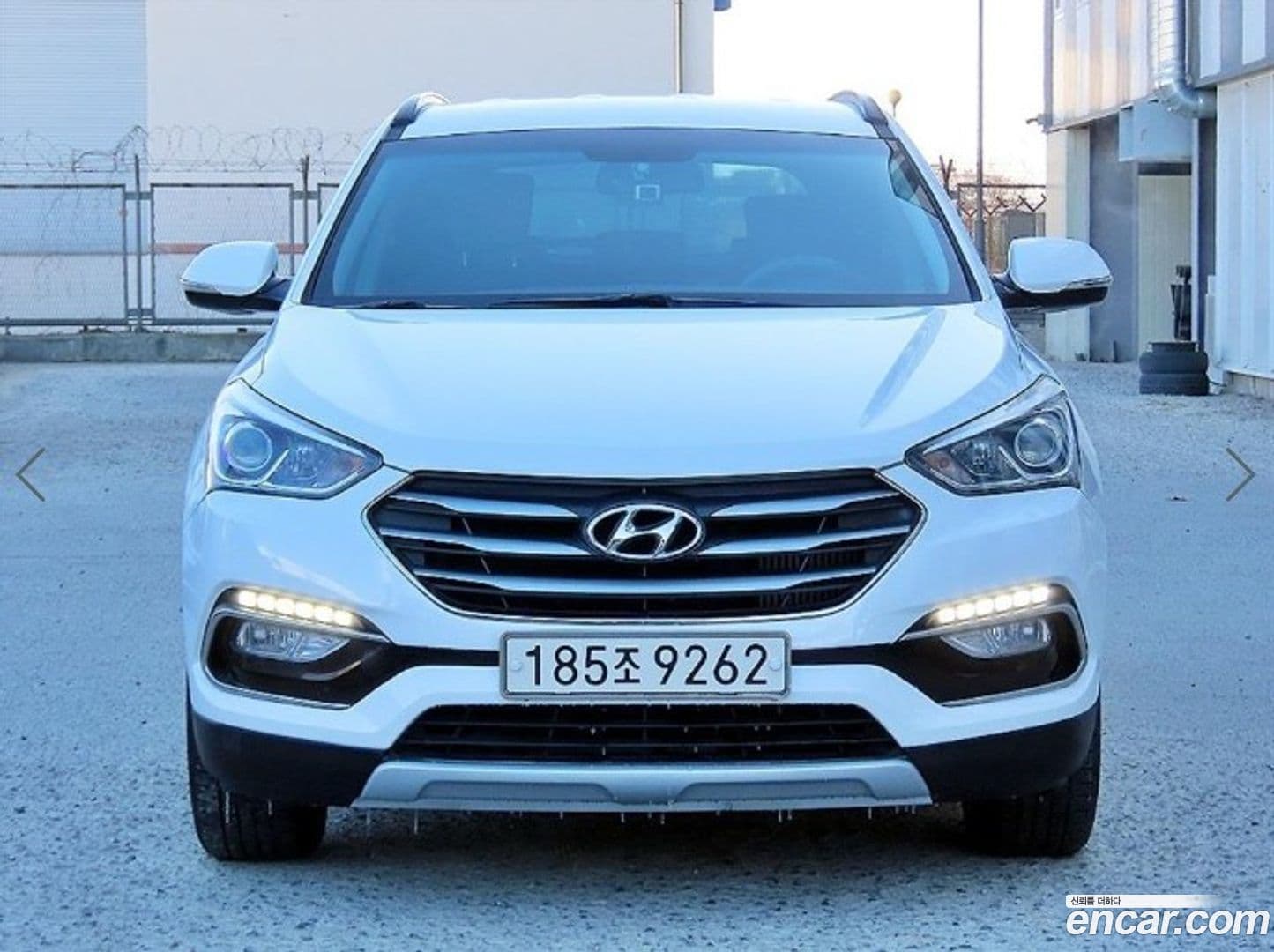 Main__Slider__Photo:Santafe Hyundai 2015.11-2