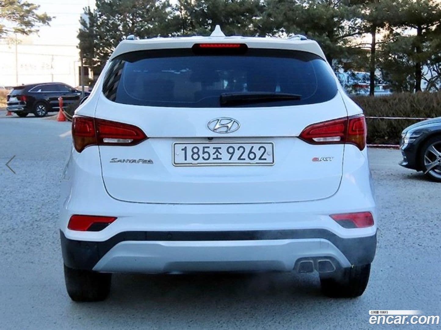 Main__Slider__Photo:Santafe Hyundai 2015.11-3