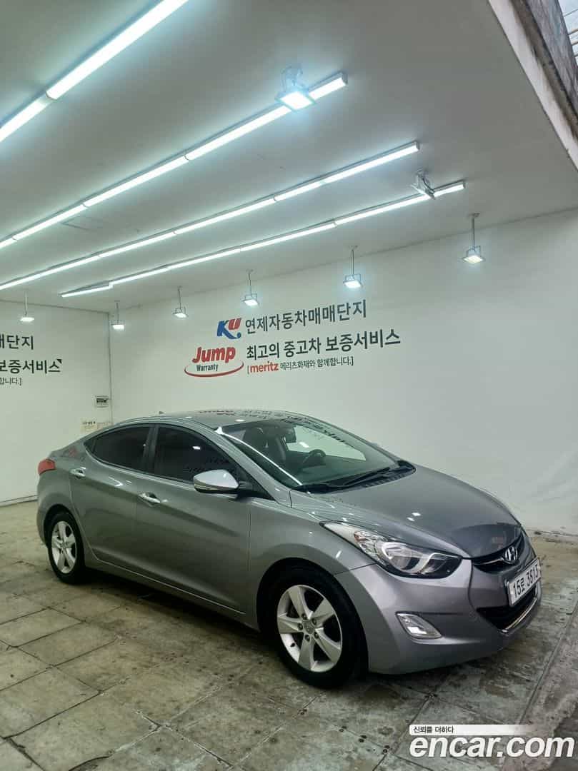 AVANTE Hyundai 2012.0-OUTER-001