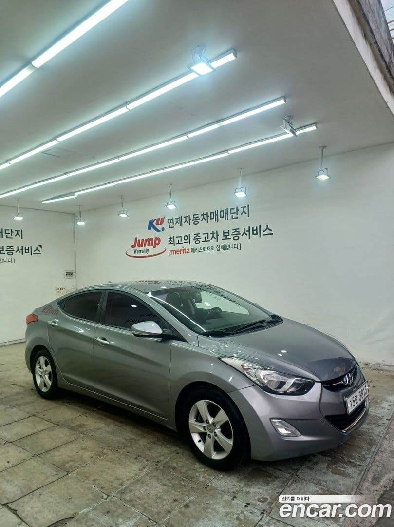 Main__Slider__Photo:AVANTE Hyundai 2012.0-0