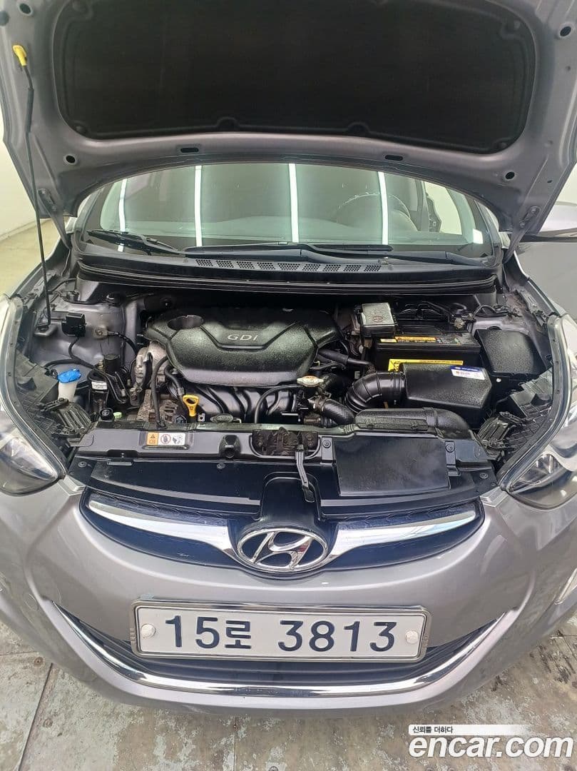 Main__Slider__Photo:AVANTE Hyundai 2012.0-5