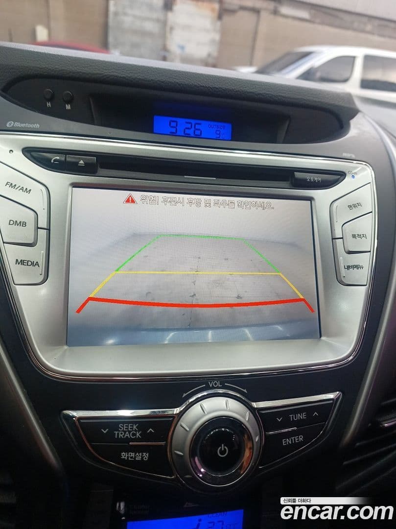 Main__Slider__Photo:AVANTE Hyundai 2012.0-12