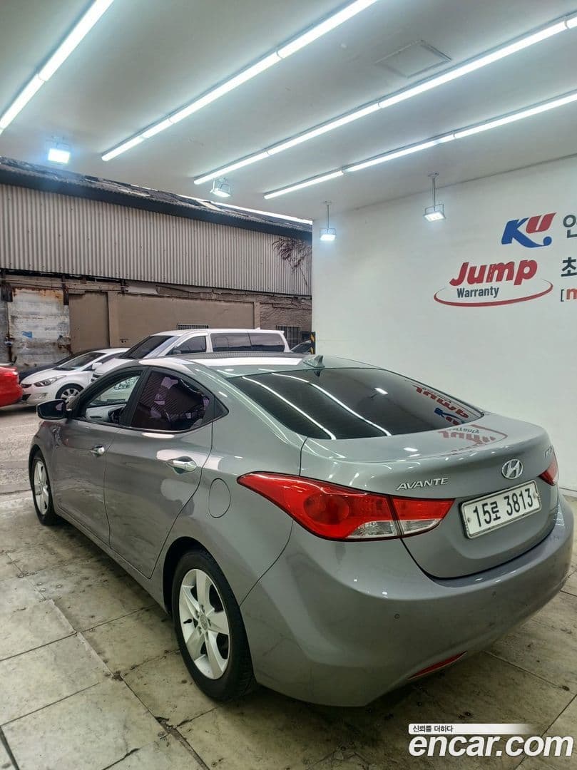 Main__Slider__Photo:AVANTE Hyundai 2012.0-16