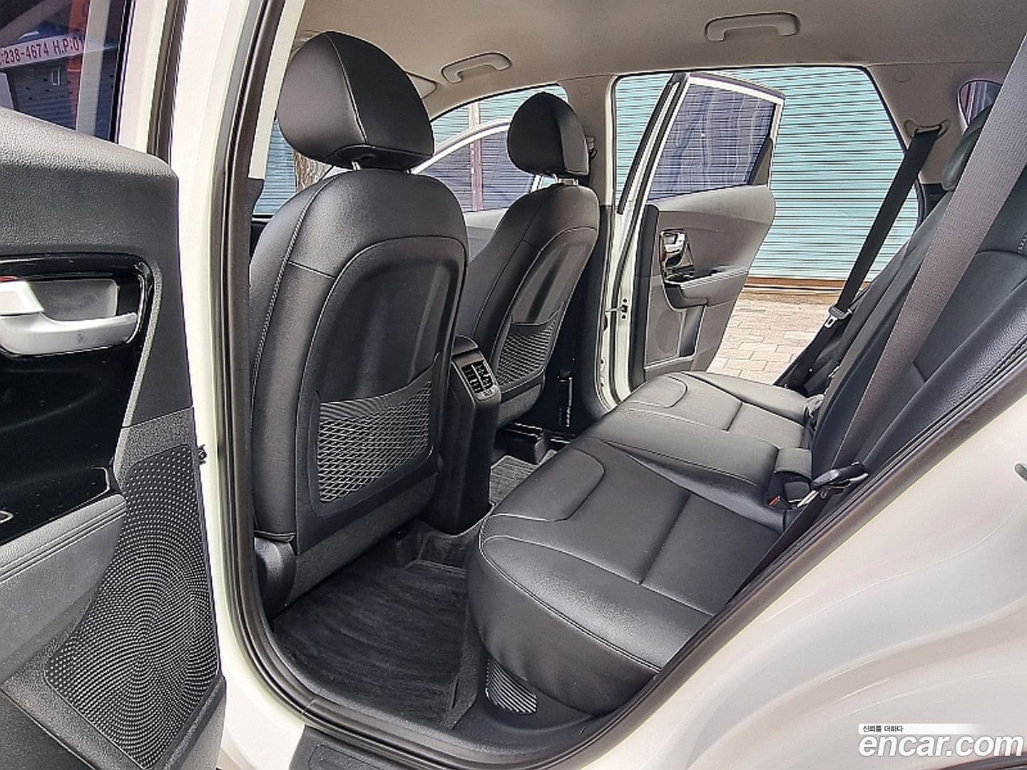 Main__Slider__Photo:Niro Kia 2019.6-7