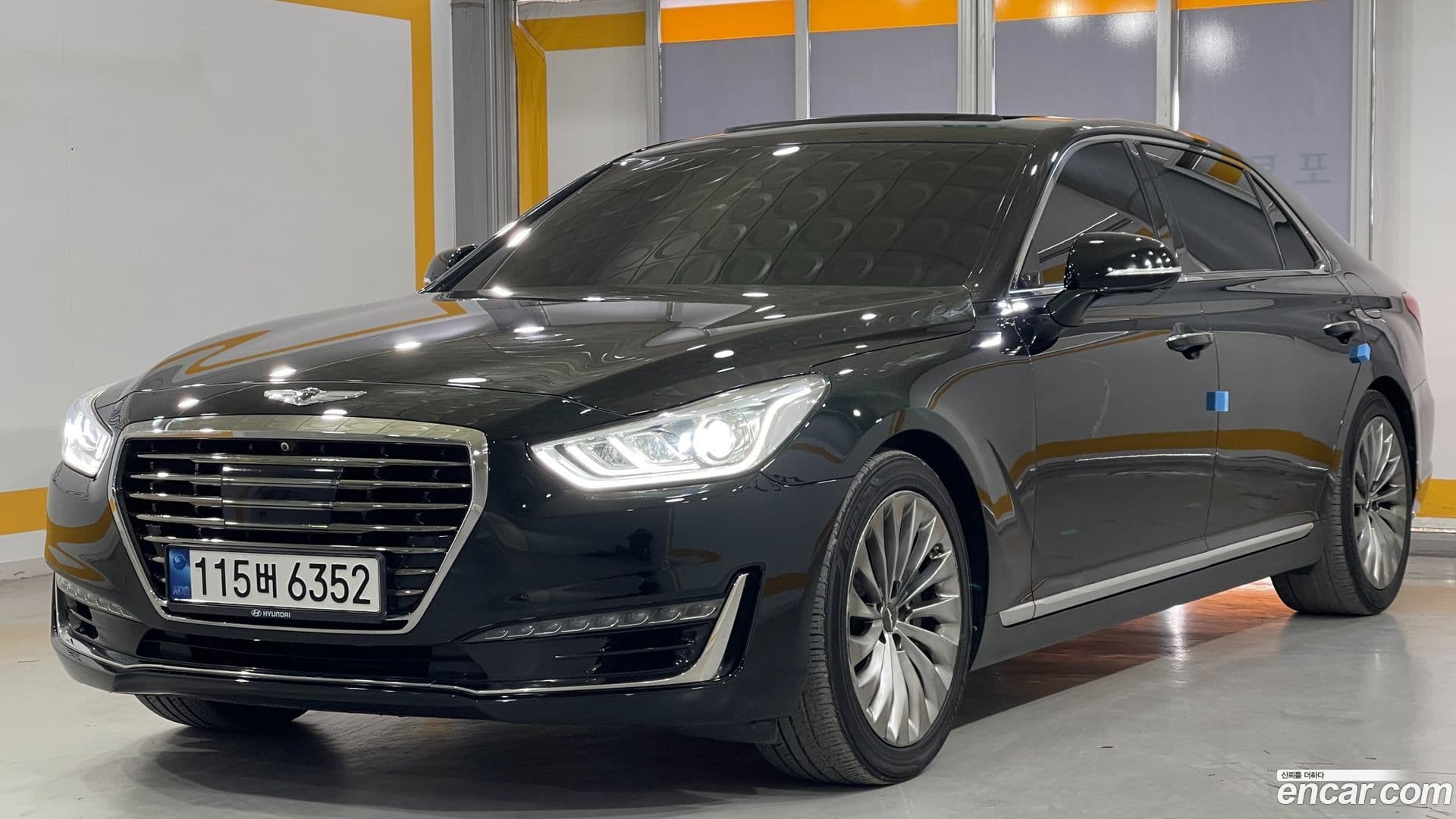 Main__Slider__Photo:EQ900 Genesis 2016.0-2