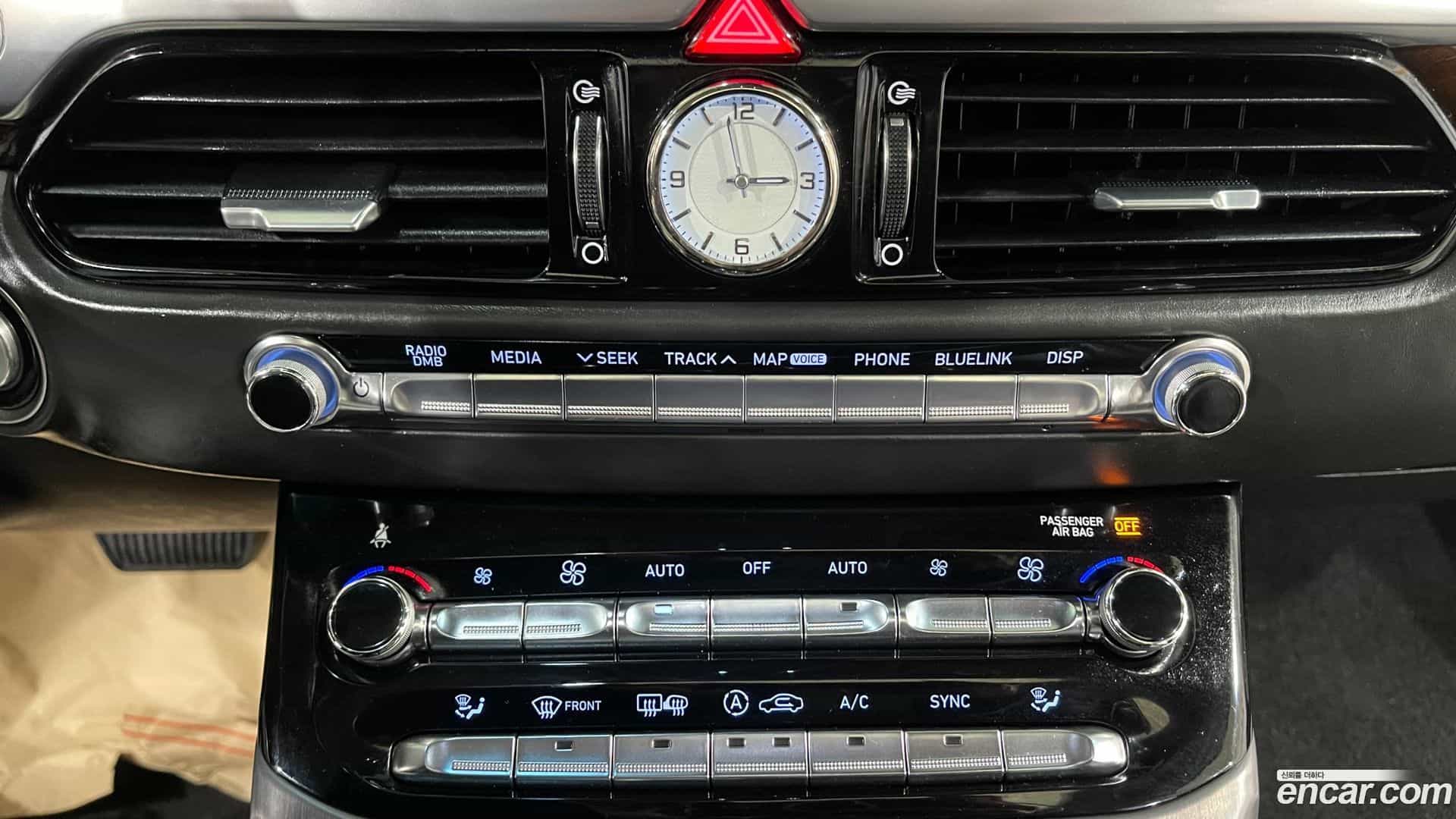 EQ900 Genesis 2016.0-OPTION-017