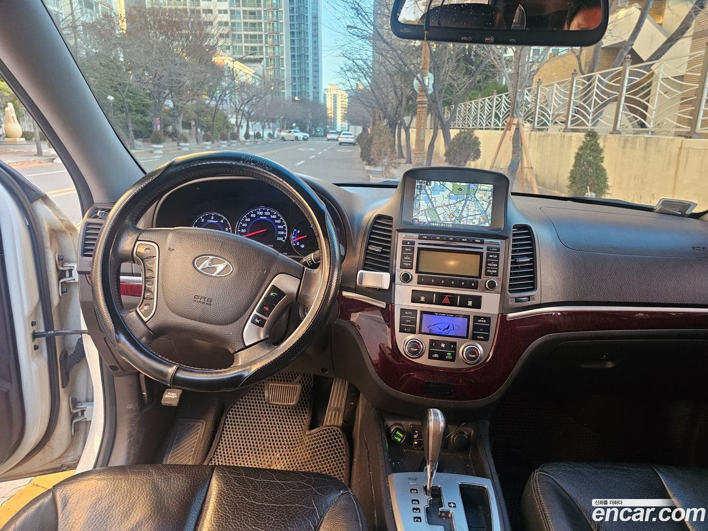 Main__Slider__Photo:Santafe Hyundai 2009.11-6