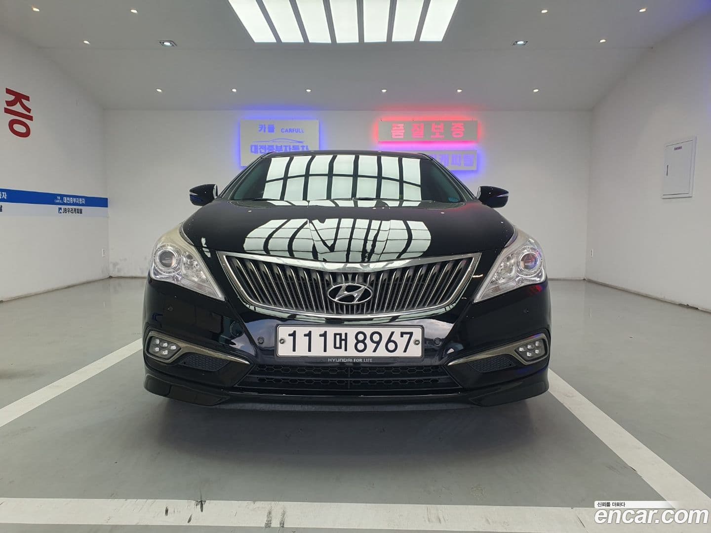 Main__Slider__Photo:Grandeur Hyundai 2015.8-2