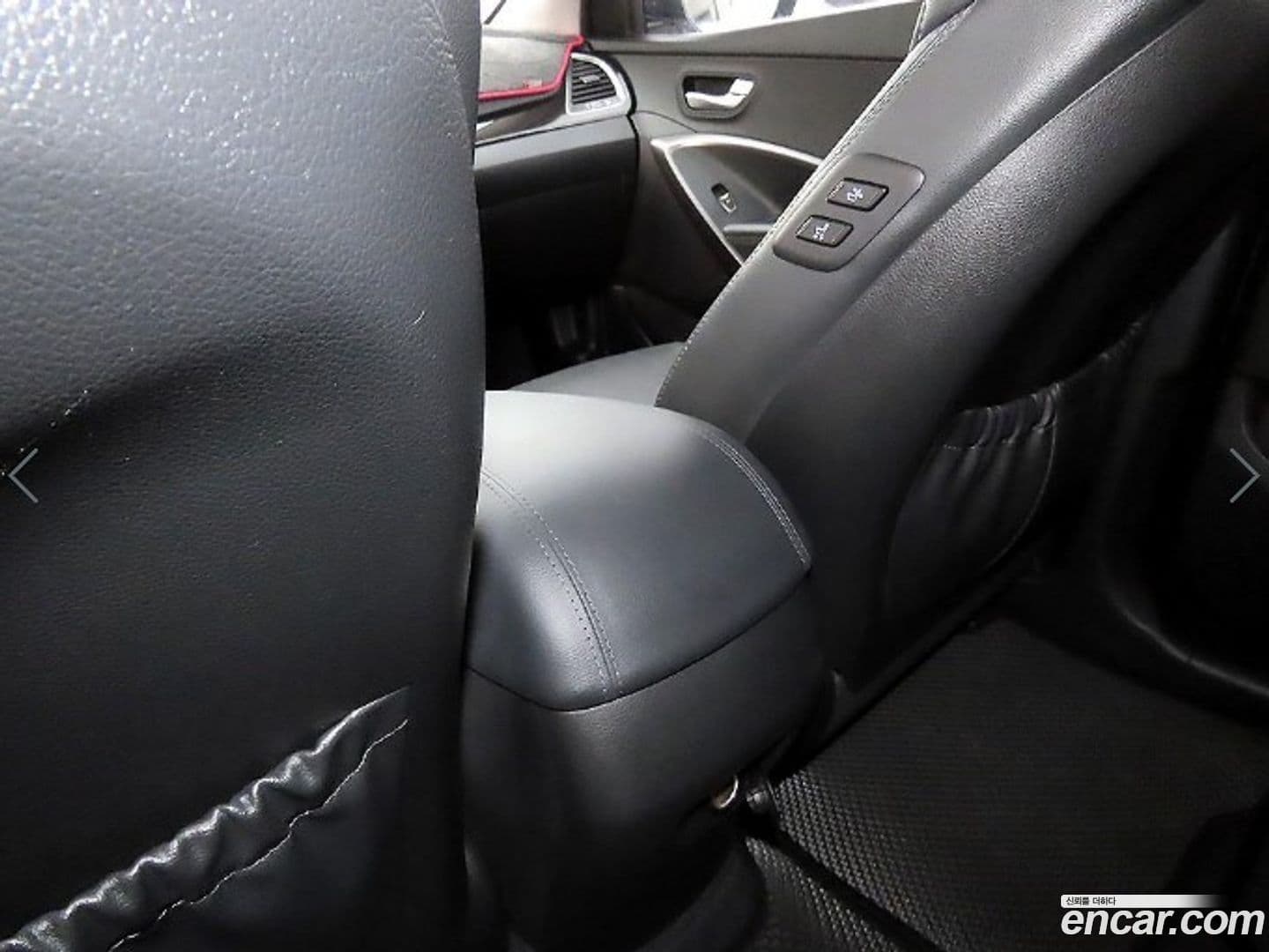 Main__Slider__Photo:Santafe Hyundai 2013.0-16