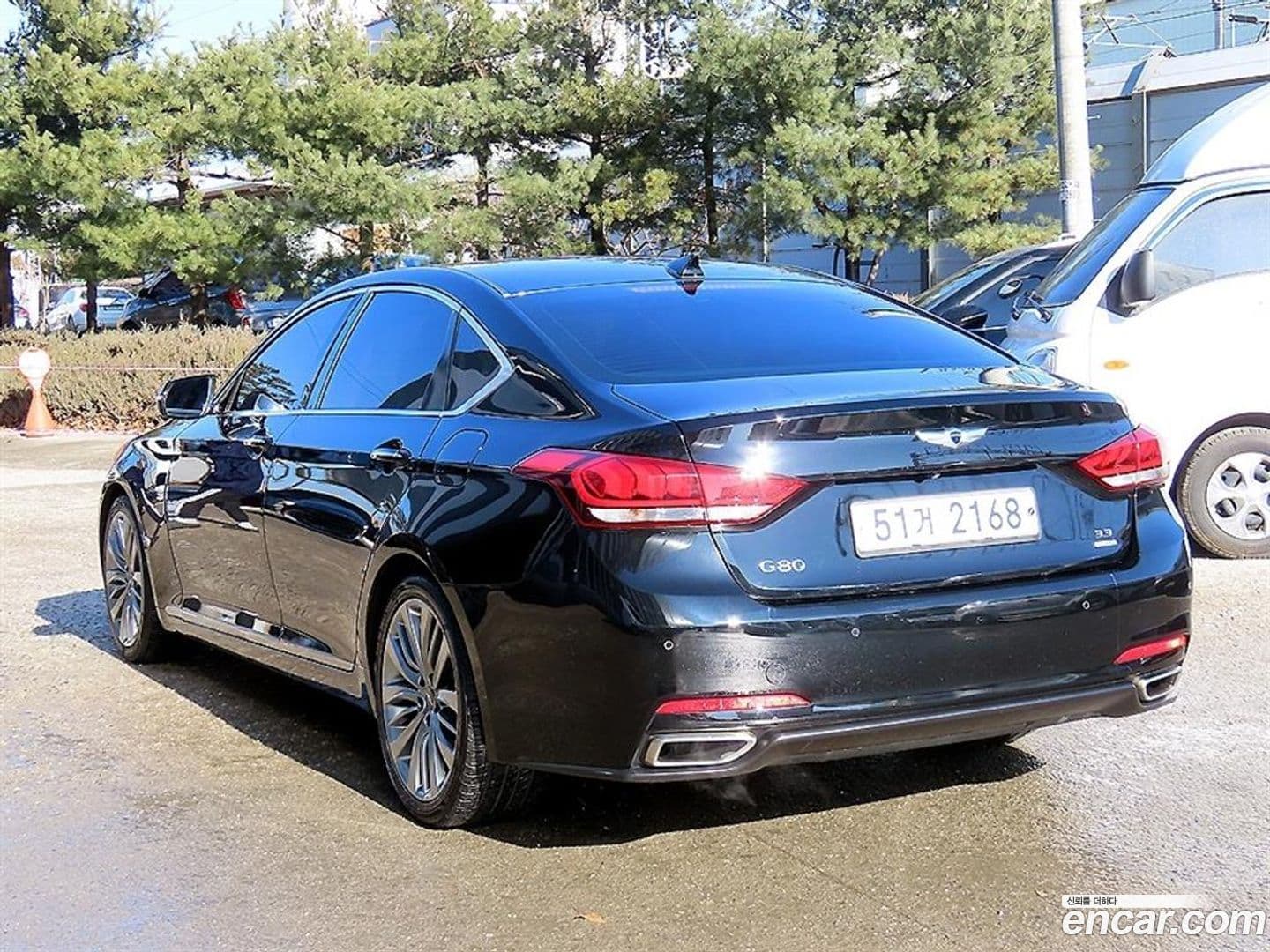 Main__Slider__Photo:Genesis Hyundai 2015.2-2